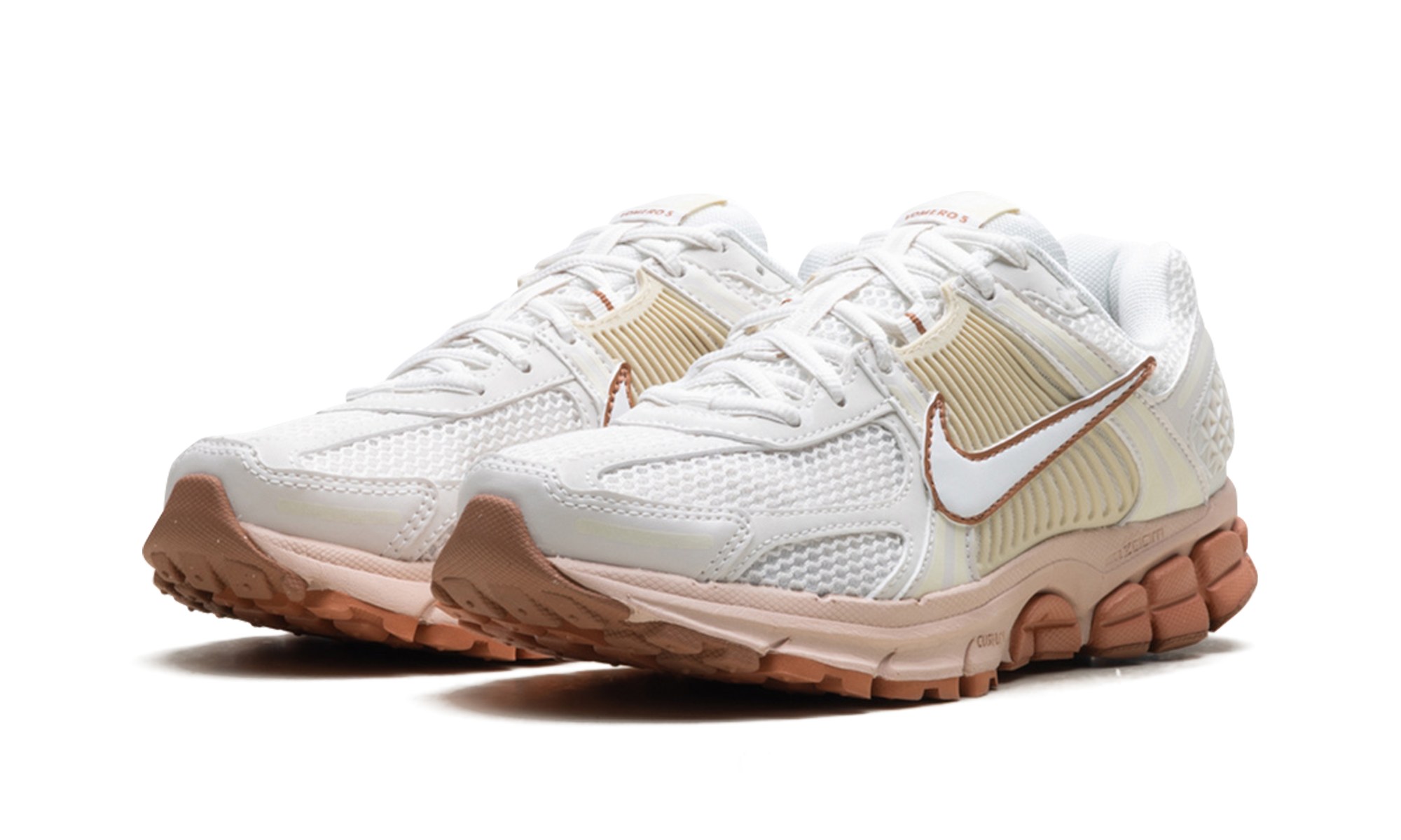 nike zoom vomero 5 particle beige terra blush women s+FJ2028-002+diagnol left view