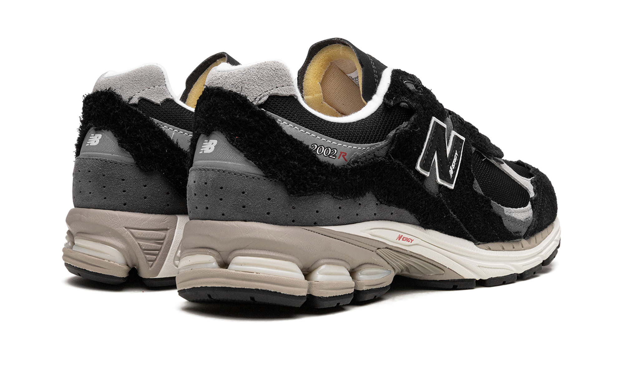 new balance 2002r protection pack black grey+M2002RDJ+diagnol right behind view