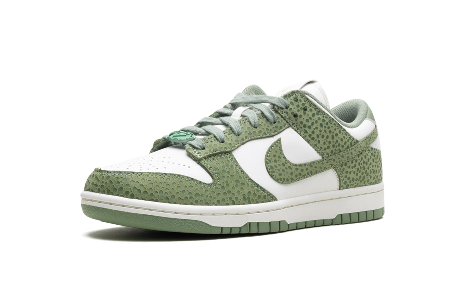 nike dunk low safari oil green women s+FV6516-300+left diagnol single view