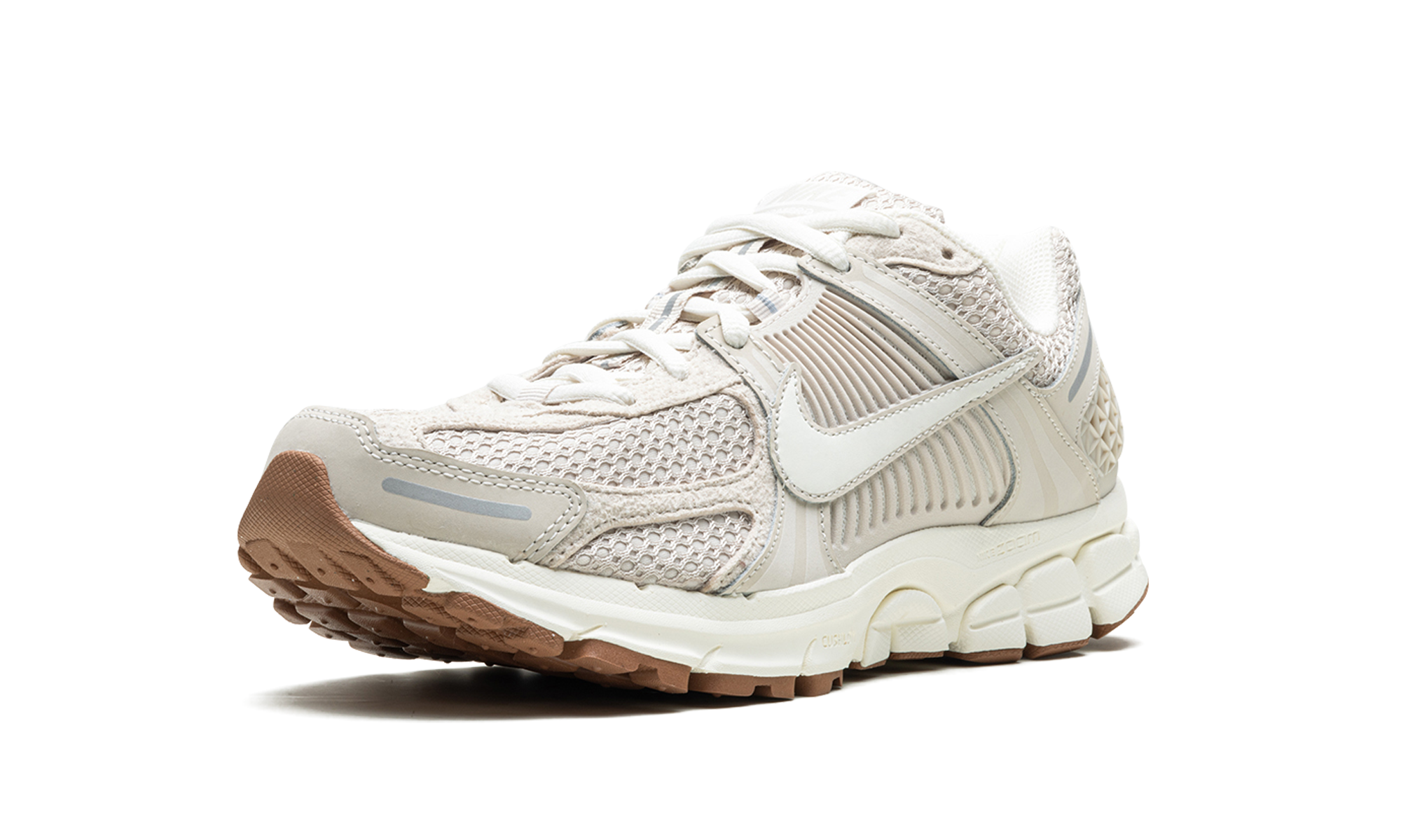 nike zoom vomero 5 light orewood brown women s+FZ3780-101+left diagnol single view