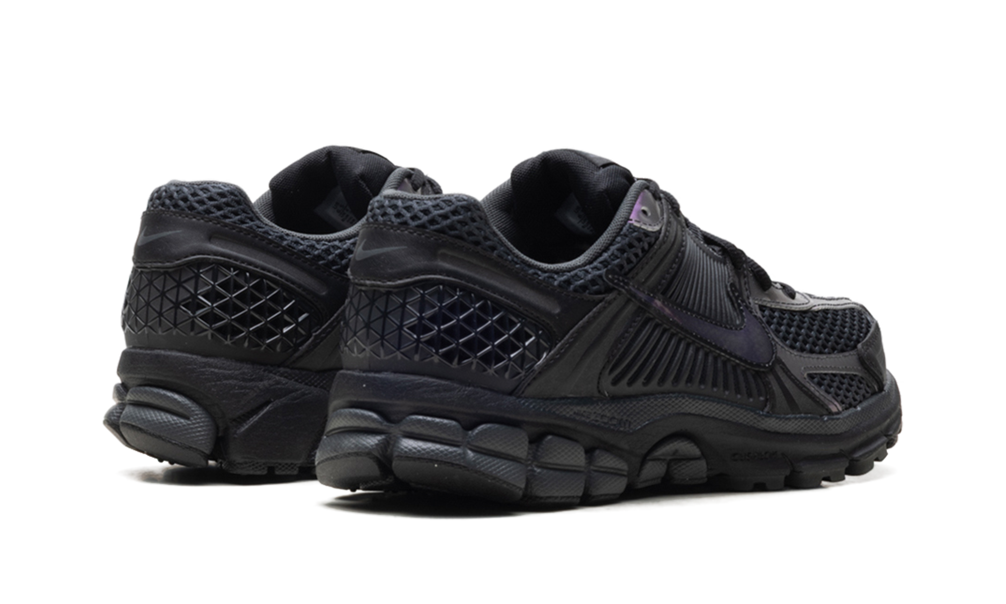 nike zoom vomero 5 se black iridescent women s+IB4397-001+diagnol right behind view