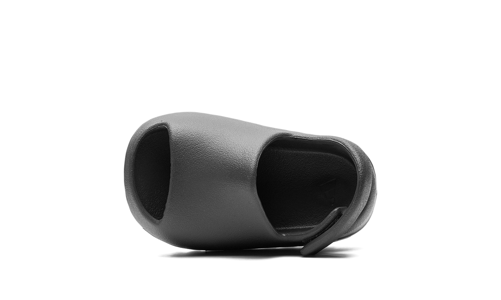 adidas yeezy slide dark onyx infants+ID5106+diagnol right view 1