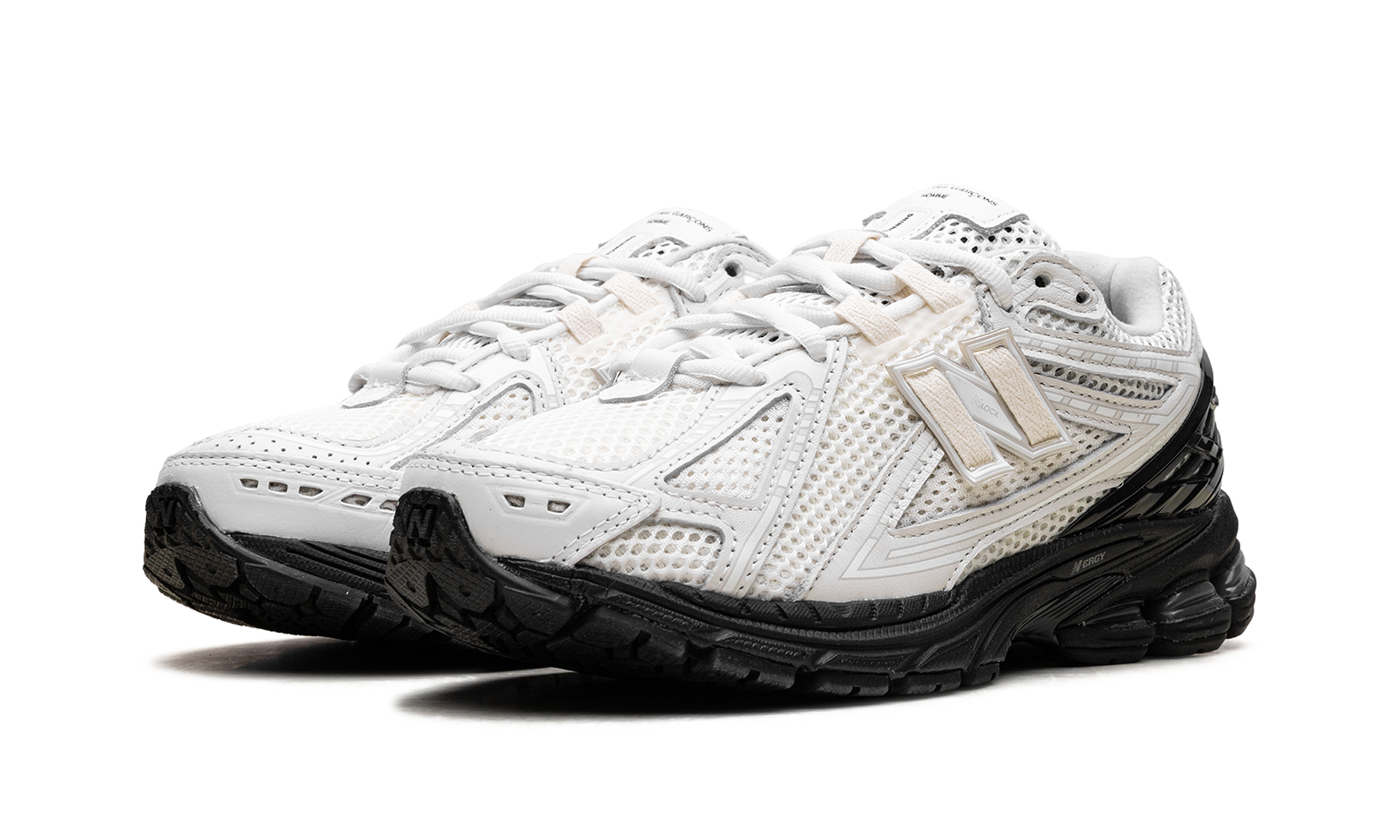new balance 1906r comme des garcons homme white+M1906RCO+diagnol left view