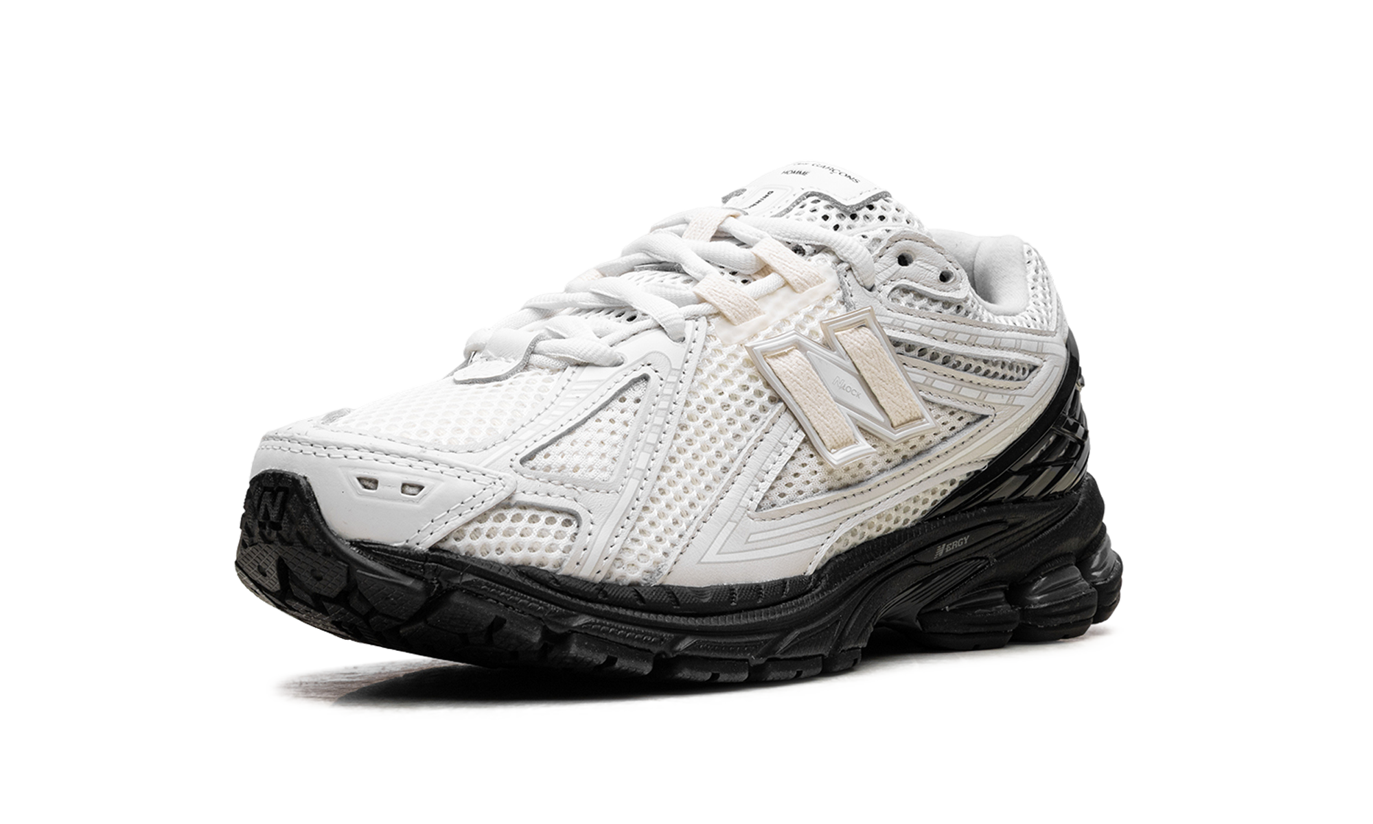 new balance 1906r comme des garcons homme white+M1906RCO+left diagnol single view