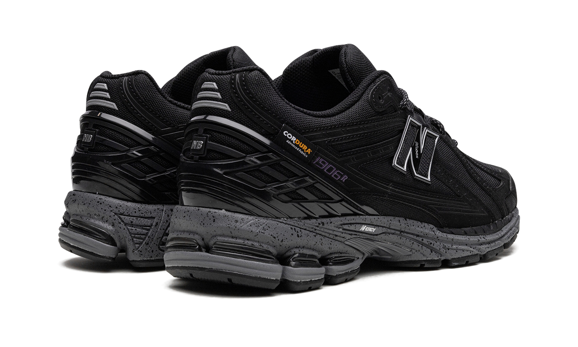 new balance 1906r cordura pocket black+M1906ROC+diagnol right behind view