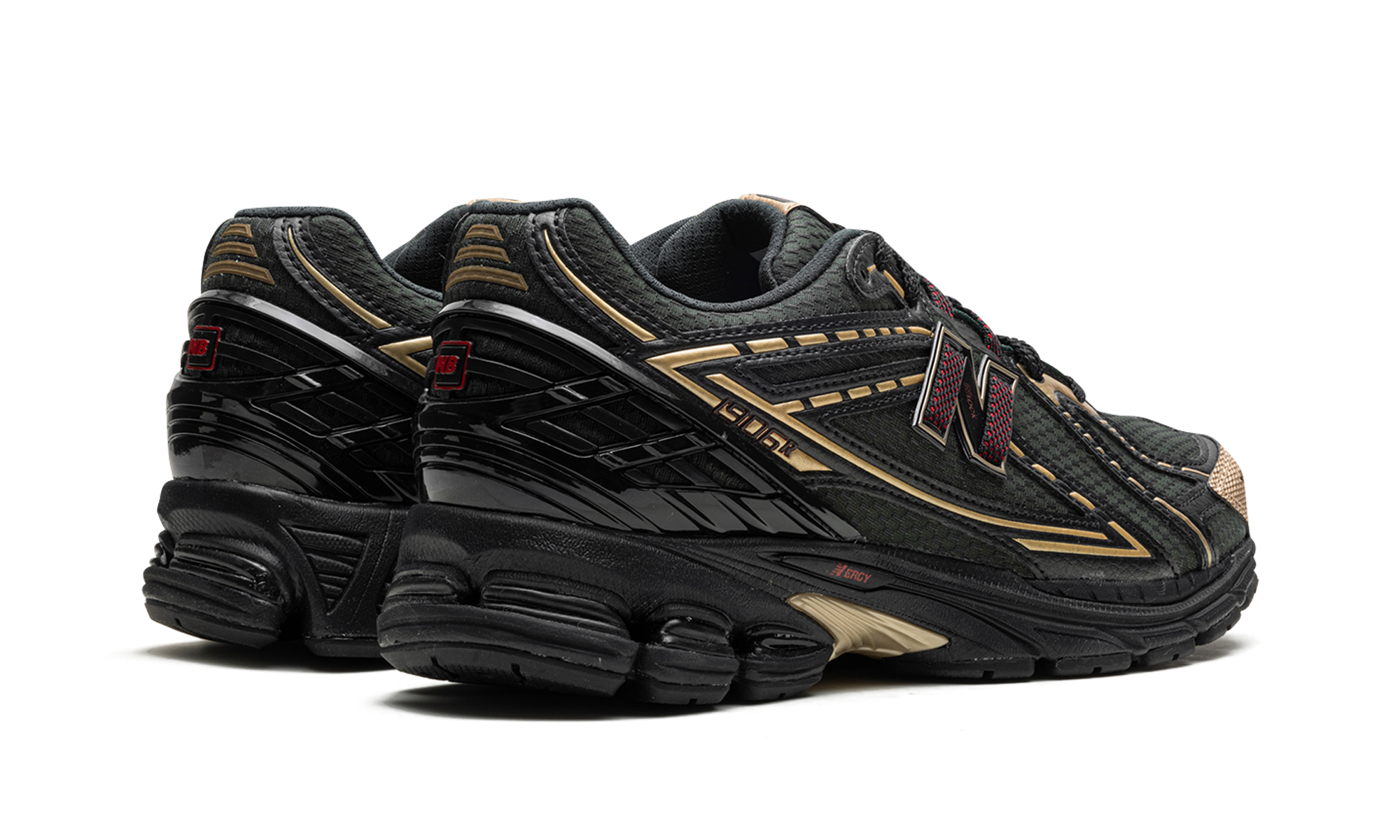 new balance 1906r kith black+M1906RKS+diagnol right behind view