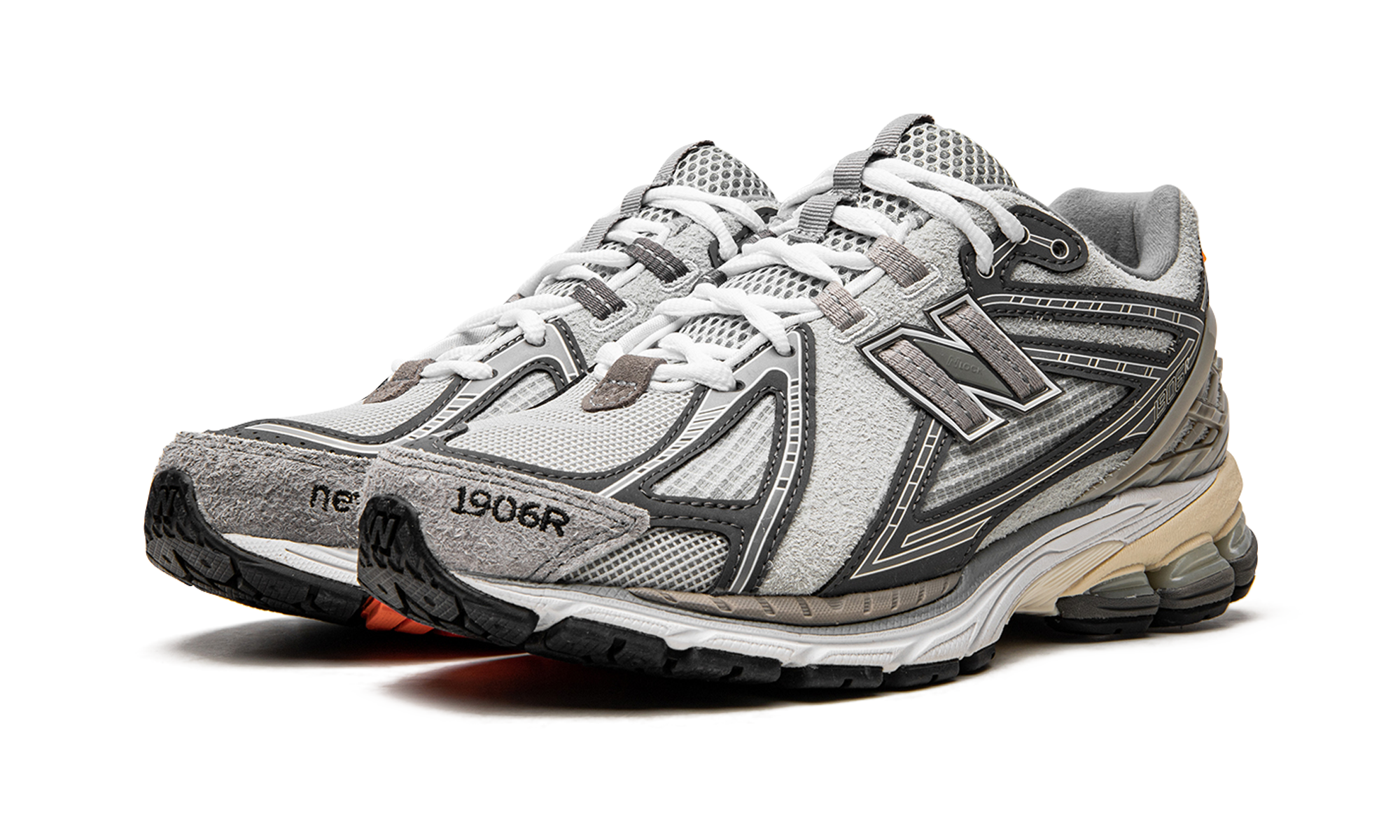 new balance 1906r n hoolywood x invincible grey swan+M1906RNI+diagnol left view