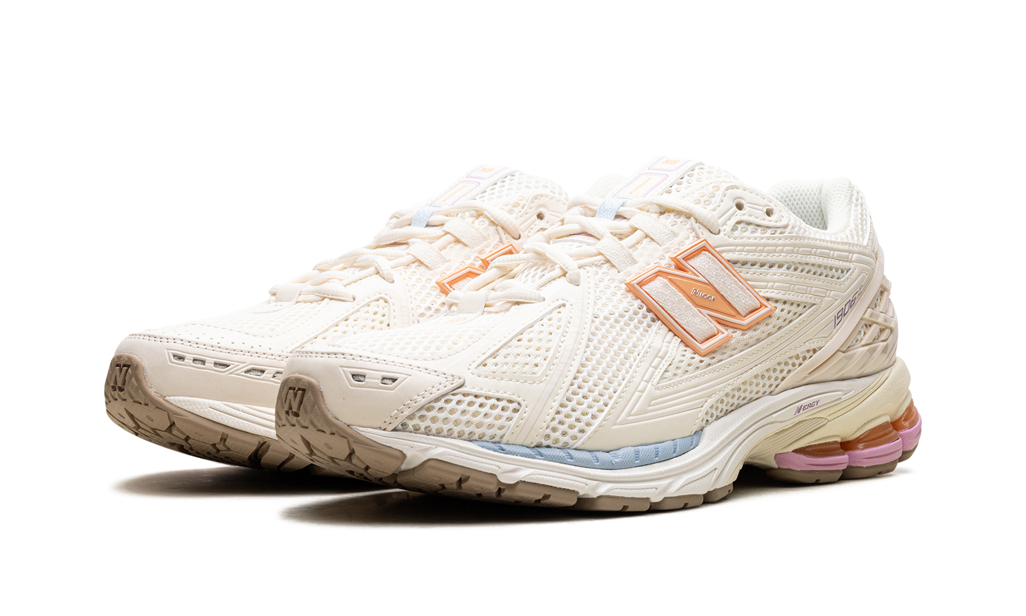 new balance 1906r pink sugar+M1906RBP+diagnol left view