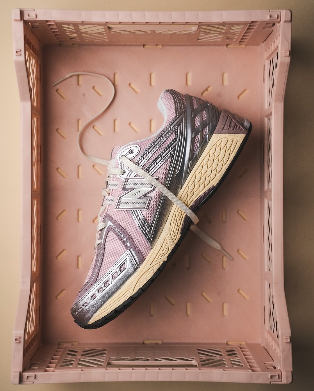 New Balance 1906R Rose Sugar Silver, Lifestyle View 4, SKU U1906RNF