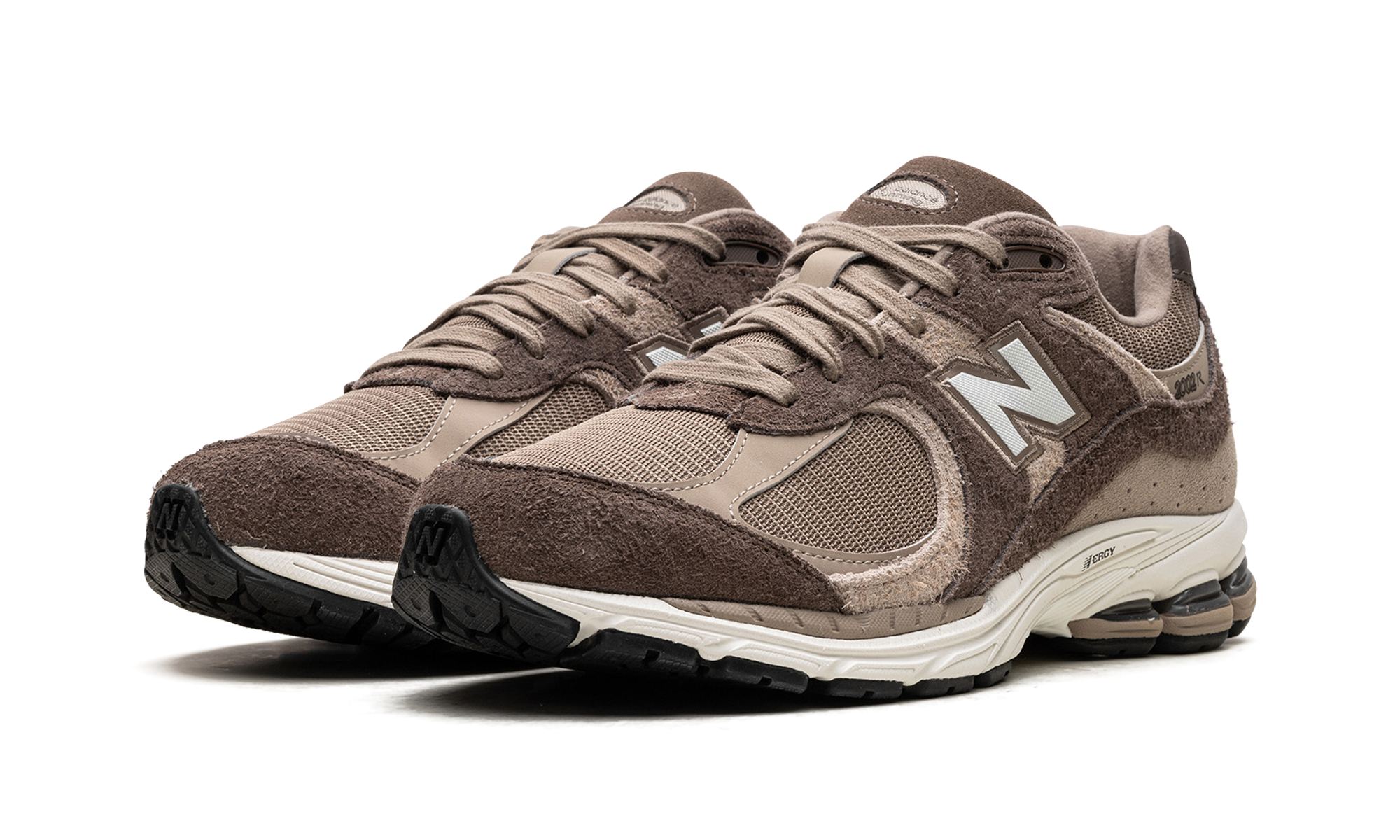 new balance 2002r asos exclusive brown+M2002RAY+diagnol left view