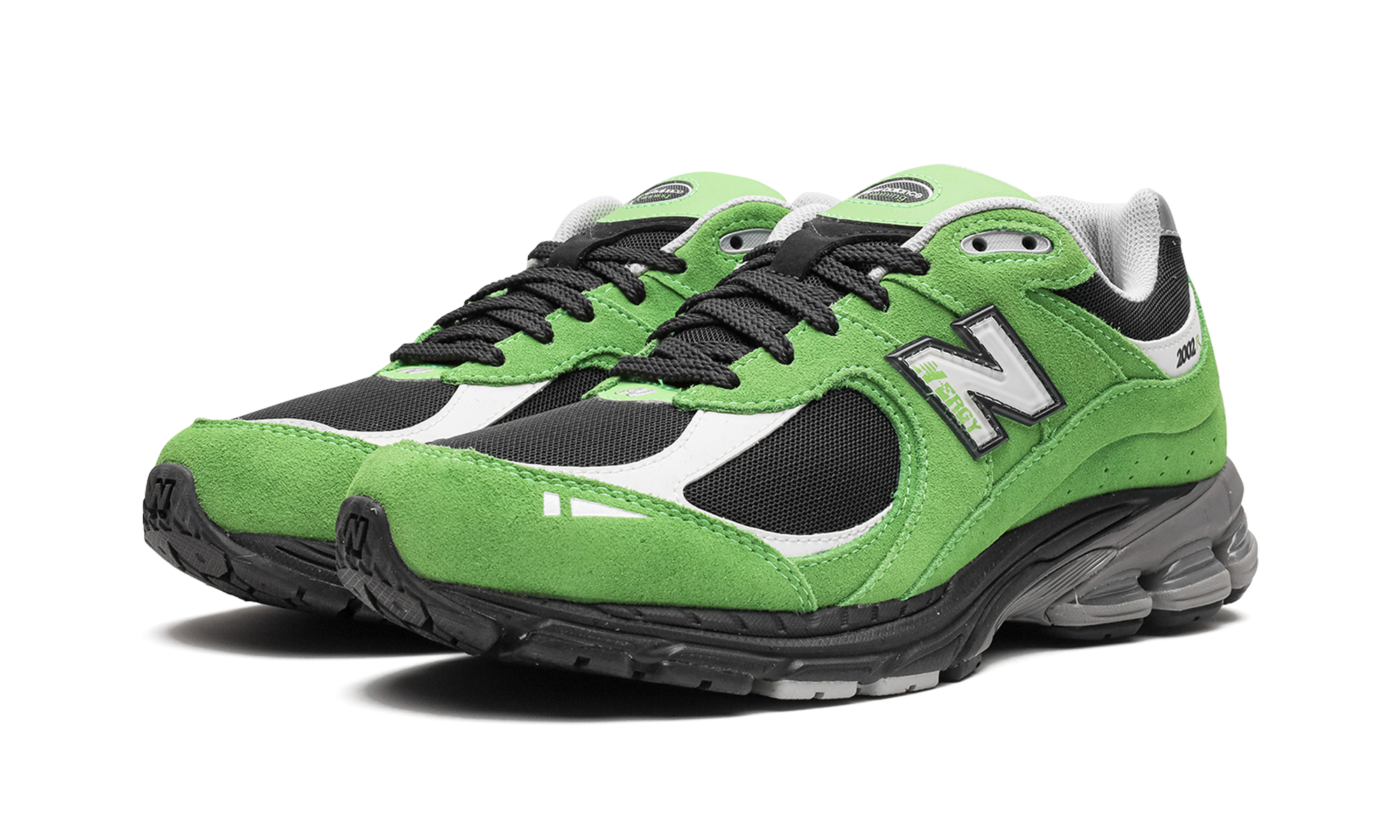 new balance 2002r good vibes pack green+M2002RGZ+diagnol left view