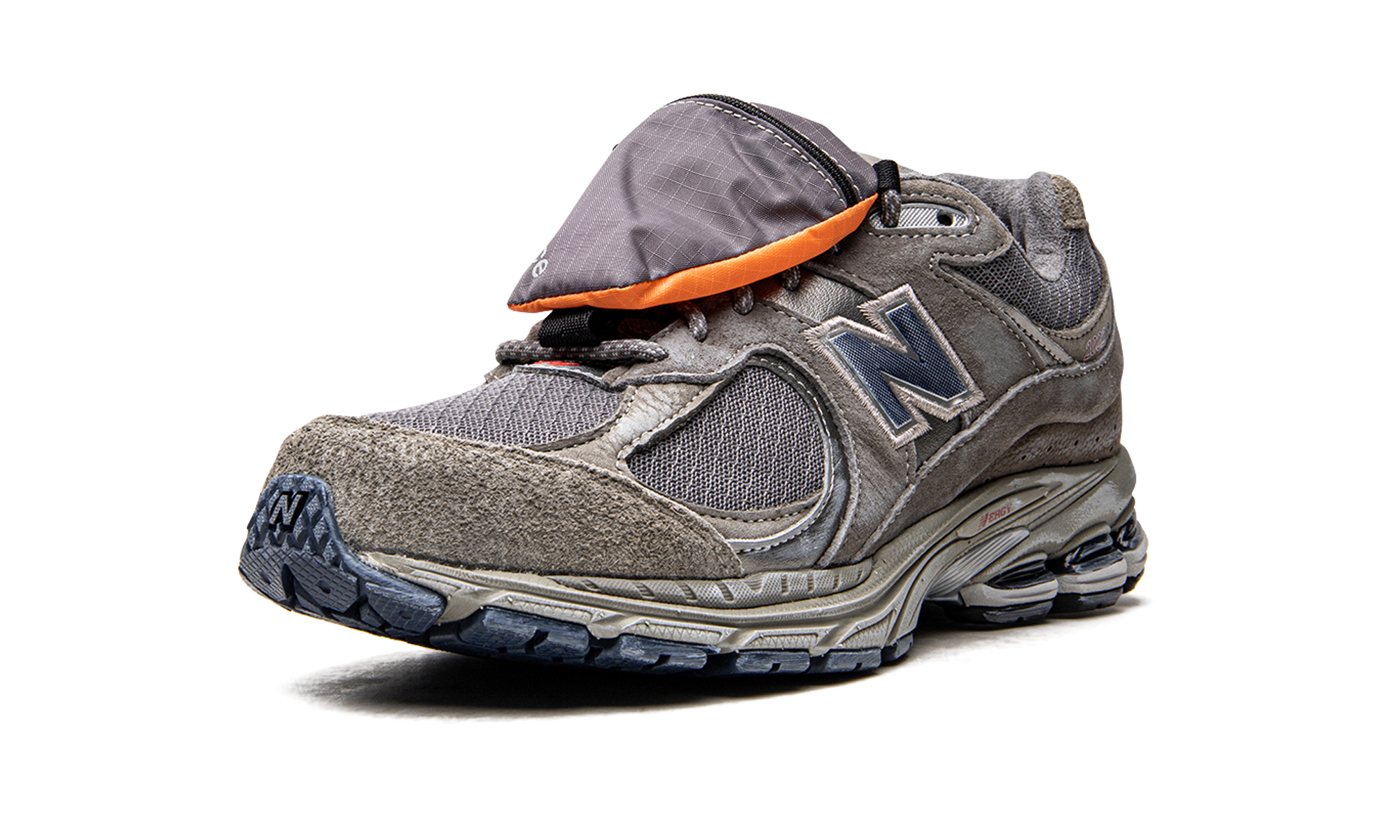 new balance 2002r grey brown pouch+M2002RVA+left diagnol single view