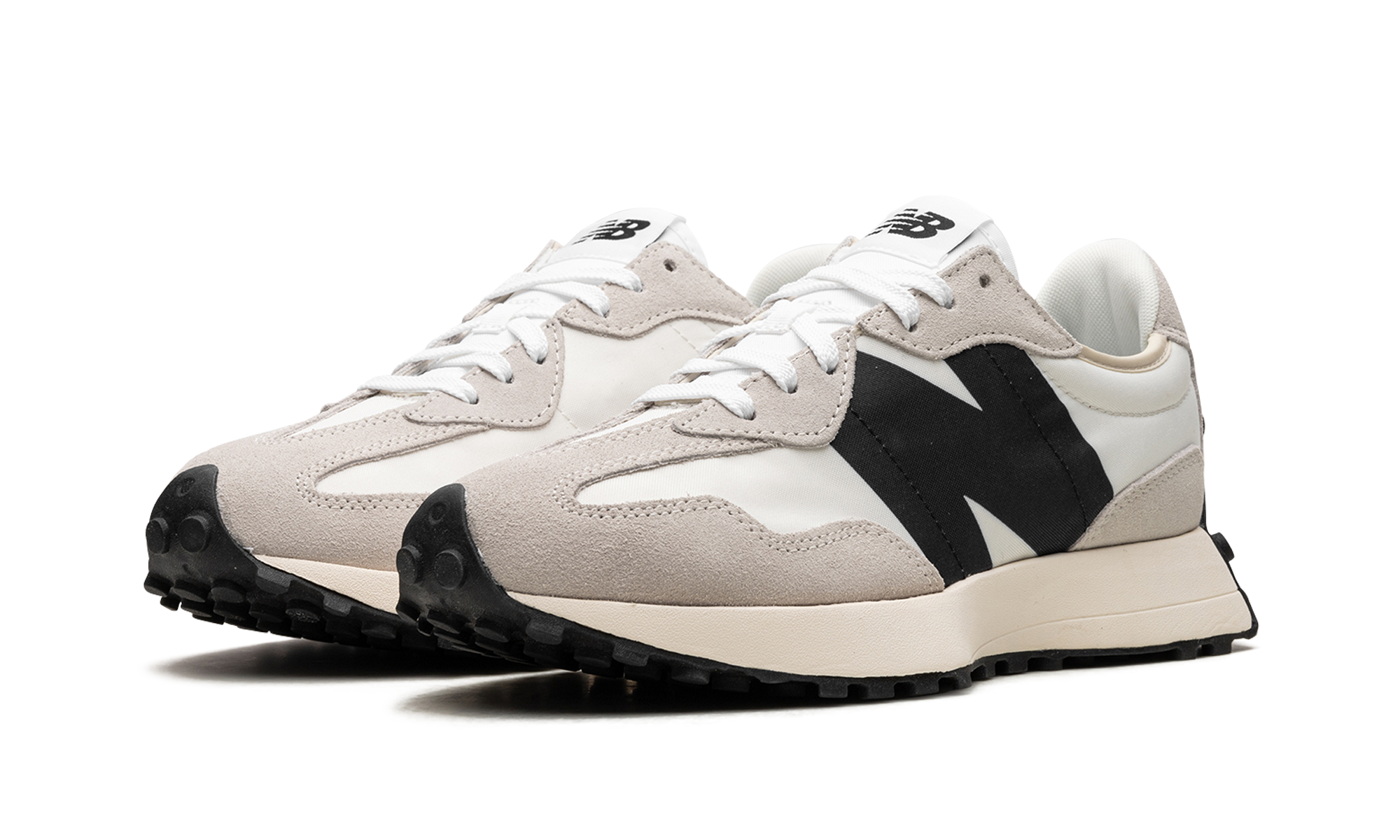 new balance 327 sea salt black+MS327FE+diagnol left view
