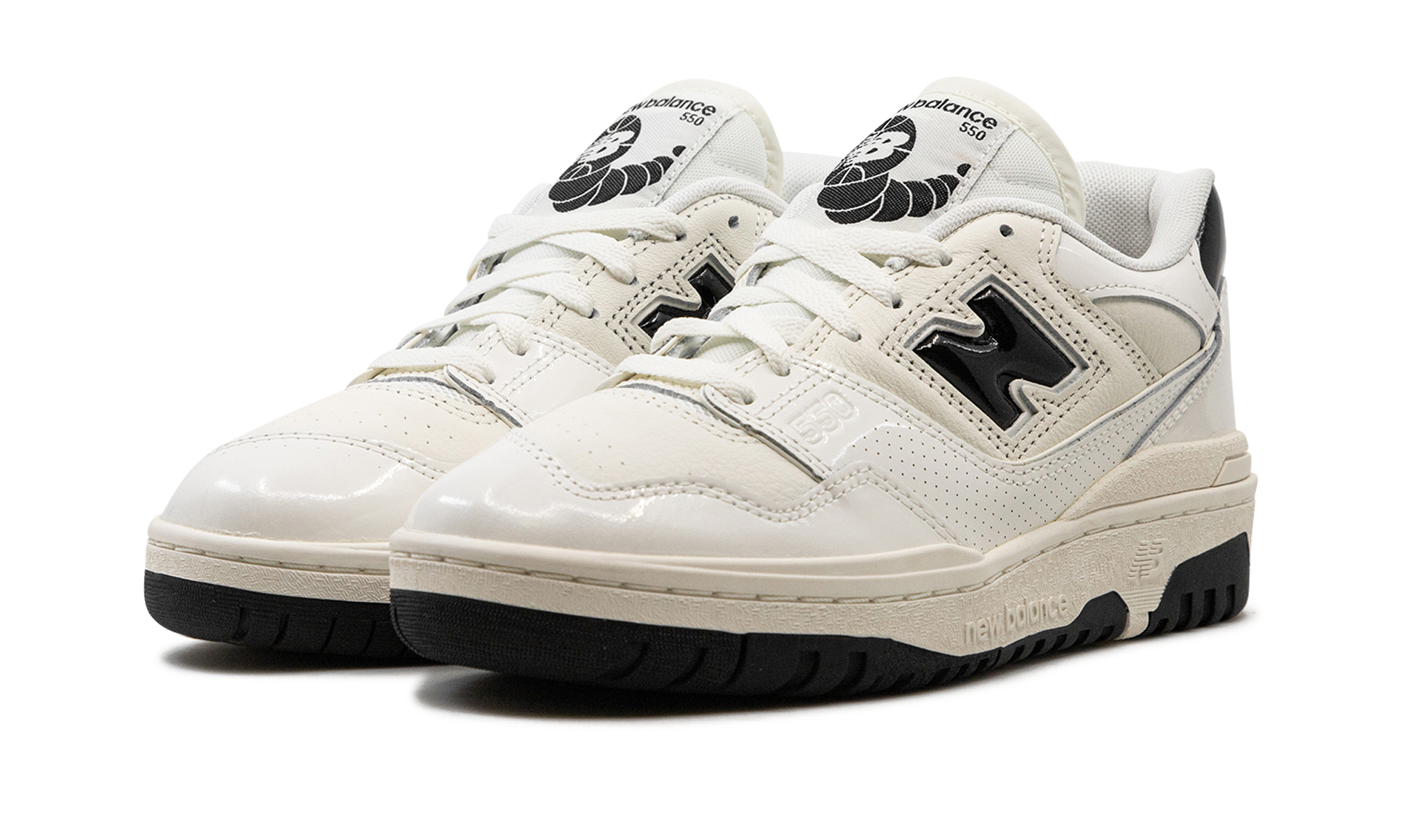 new balance 550 sea salt black patent+BB550YKF+diagnol left view
