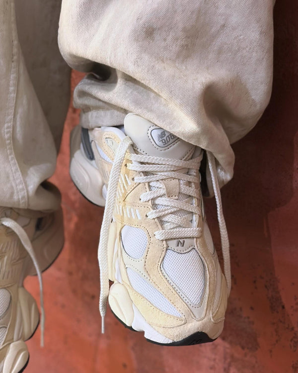New Balance 9060 Calcium Sea Salt, Lifestyle View 1, SKU U9060WNB