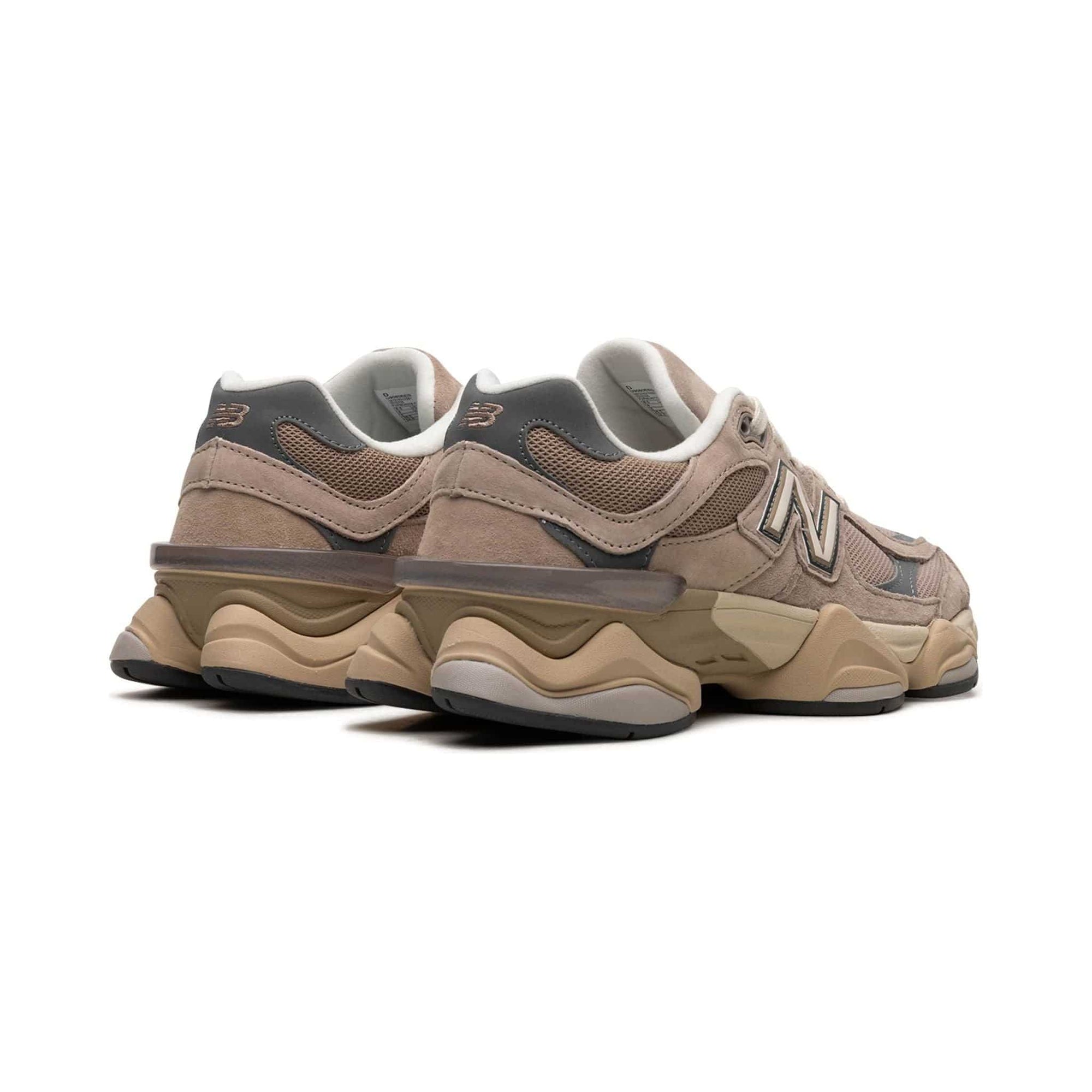 New Balance 9060 Driftwood Castlerock