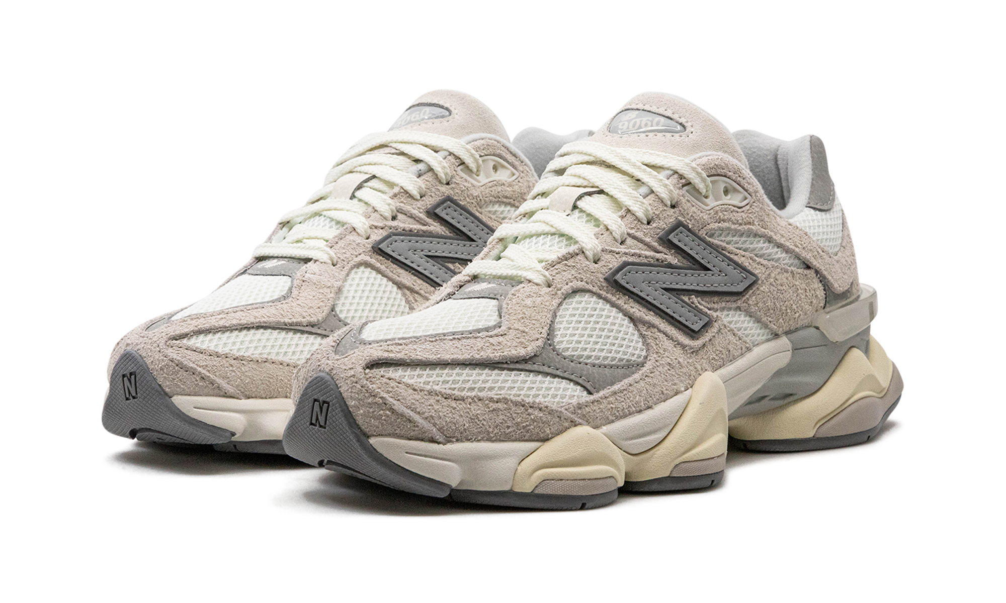 new balance 9060 moonbeam sea salt+U9060HSC+diagnol left view
