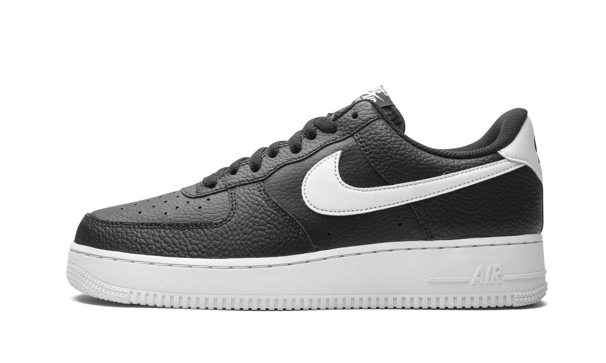 nike air force 1 low 07 black white pebbled leather+CT2302-002+diagnol right view 1