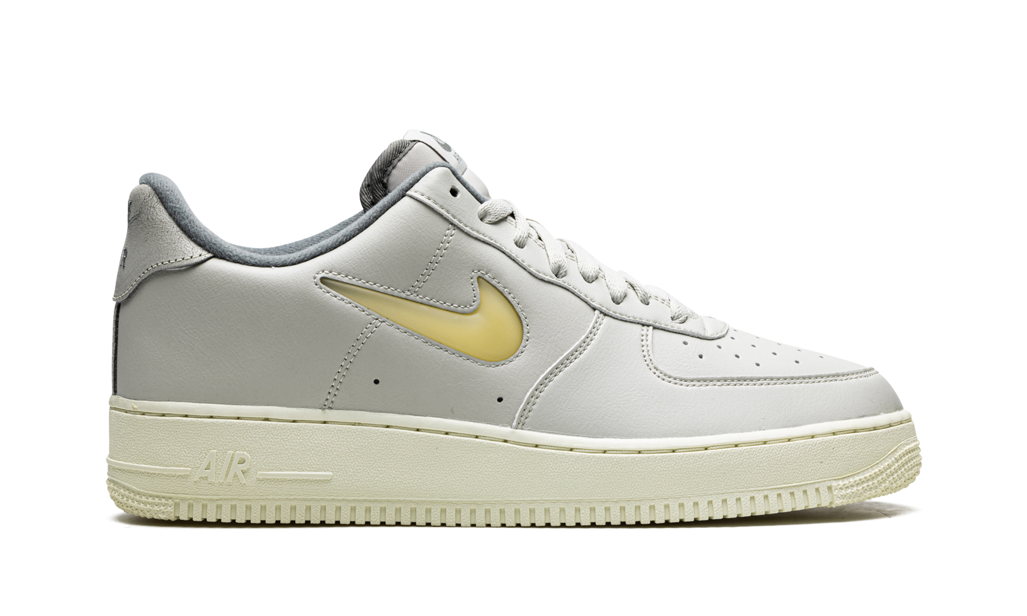 nike air force 1 low 07 jewel light bone coconut milk+DC8894-001+bottom view