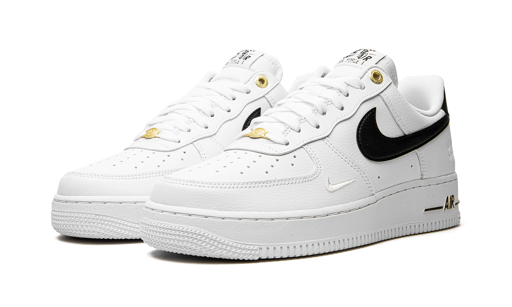 nike air force 1 low 07 lv8 40th anniversary white black+DQ7658-100+diagnol left view