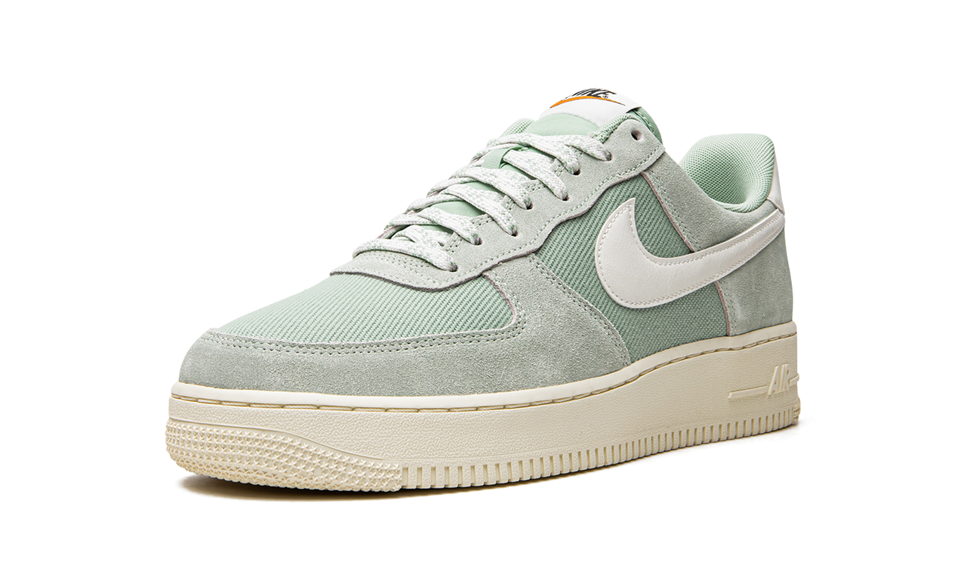 nike air force 1 low 07 lv8 certified fresh enamel green+DO9801-300+left diagnol single view