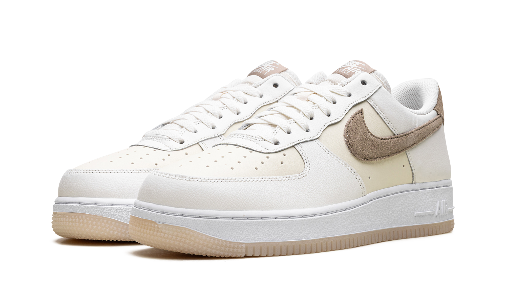 nike air force 1 low 07 lv8 coconut milk khaki+FN5832-101+diagnol left view