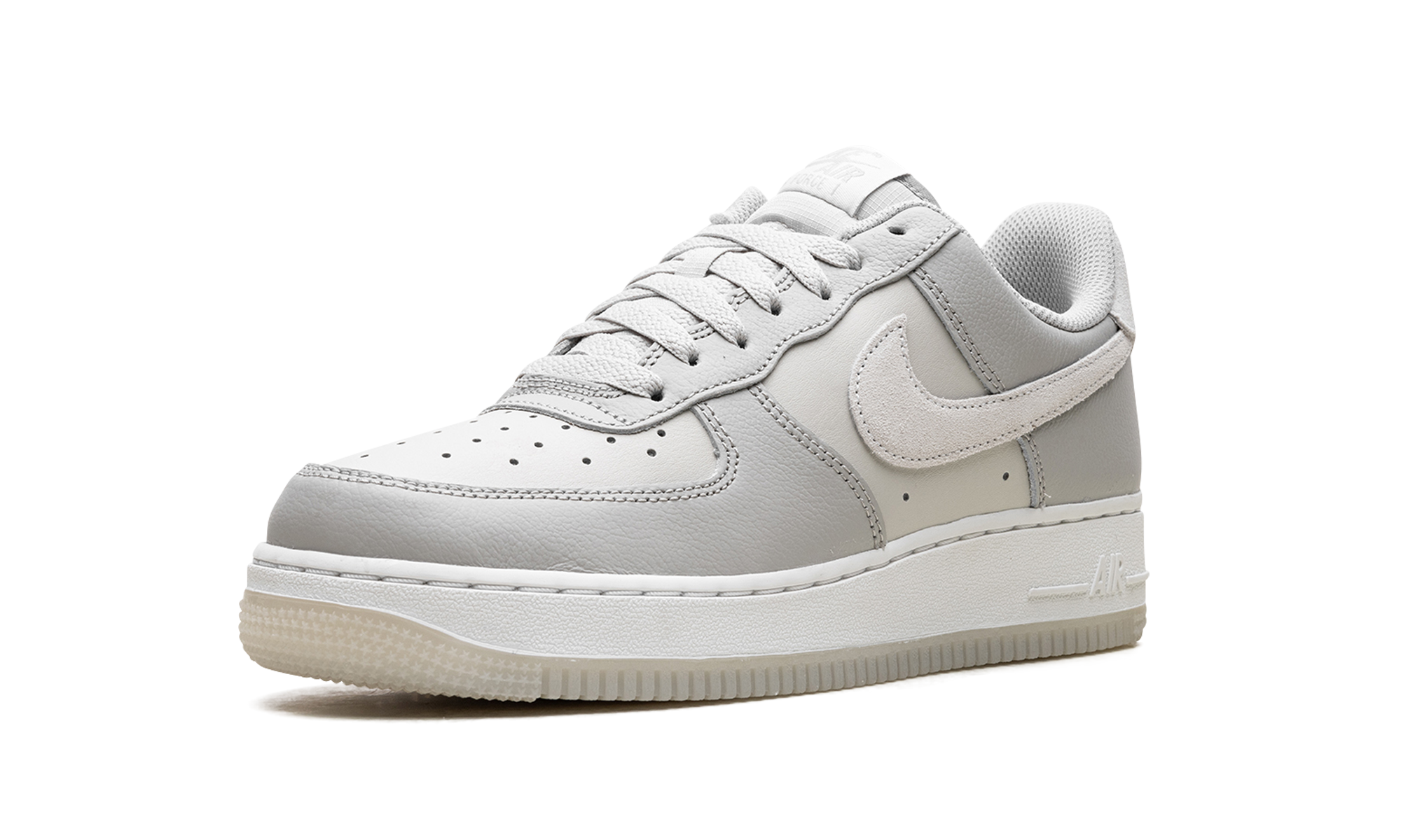nike air force 1 low 07 lv8 light bone+FN5832-001+left diagnol single view
