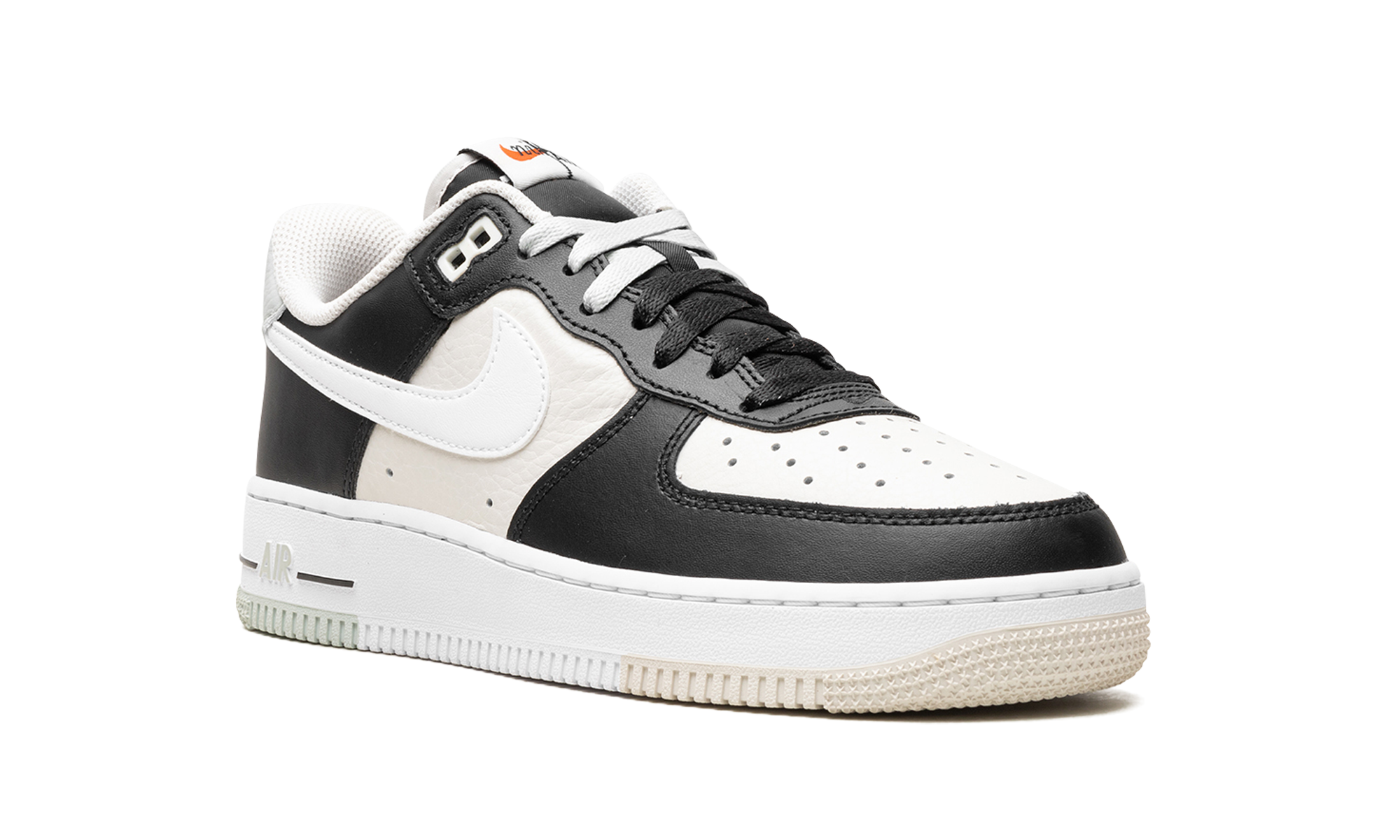 nike air force 1 low 07 lv8 split black phantom+FD2592-002+diagnol right view
