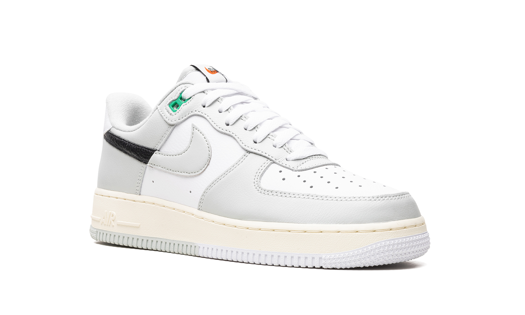 nike air force 1 low 07 lv8 split light silver+DZ2522-001+diagnol right view