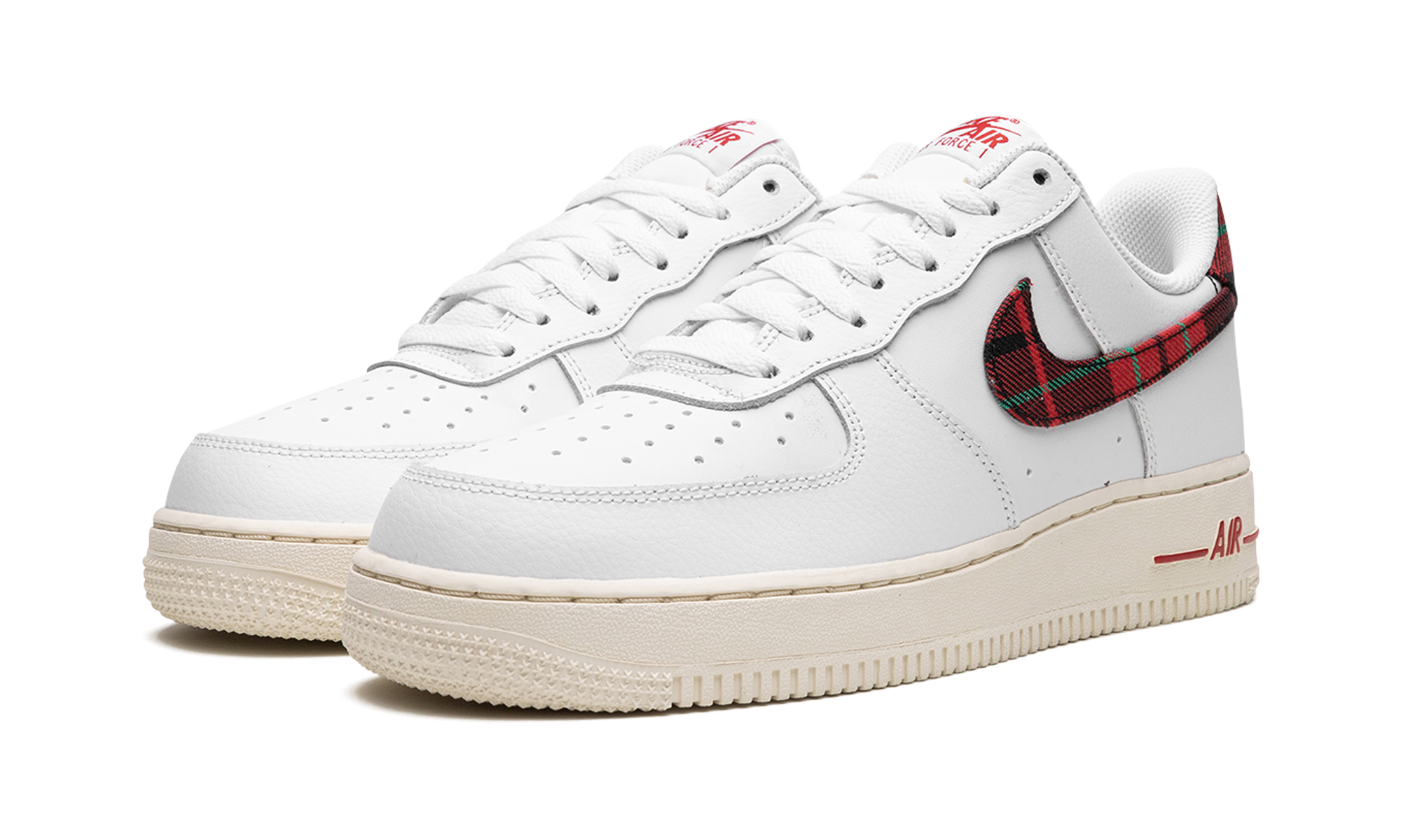 nike air force 1 low 07 lv8 tartan plaid white university red+DV0789-100+diagnol left view