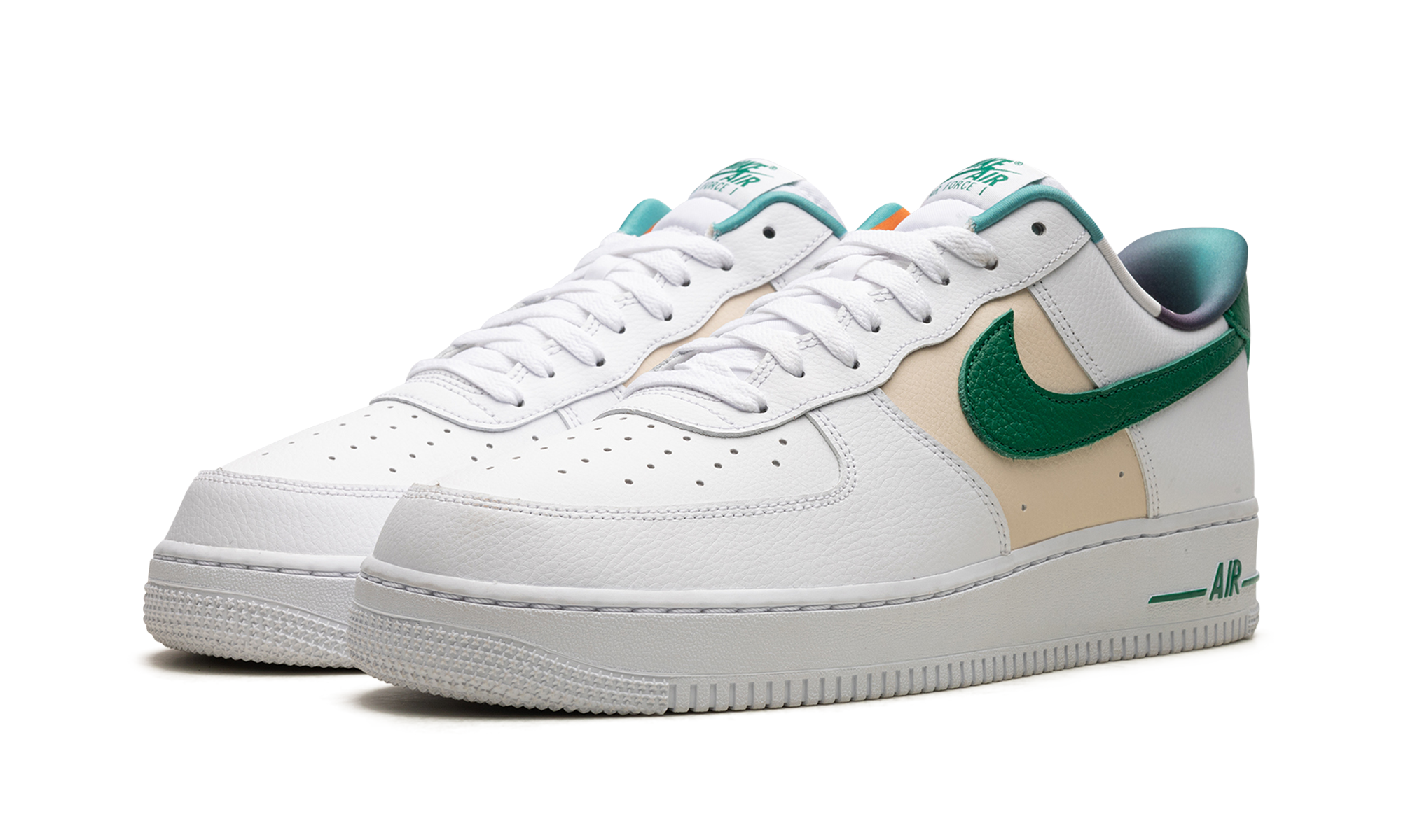 nike air force 1 low 07 lv8 white malachite+DM0109-100+diagnol left view