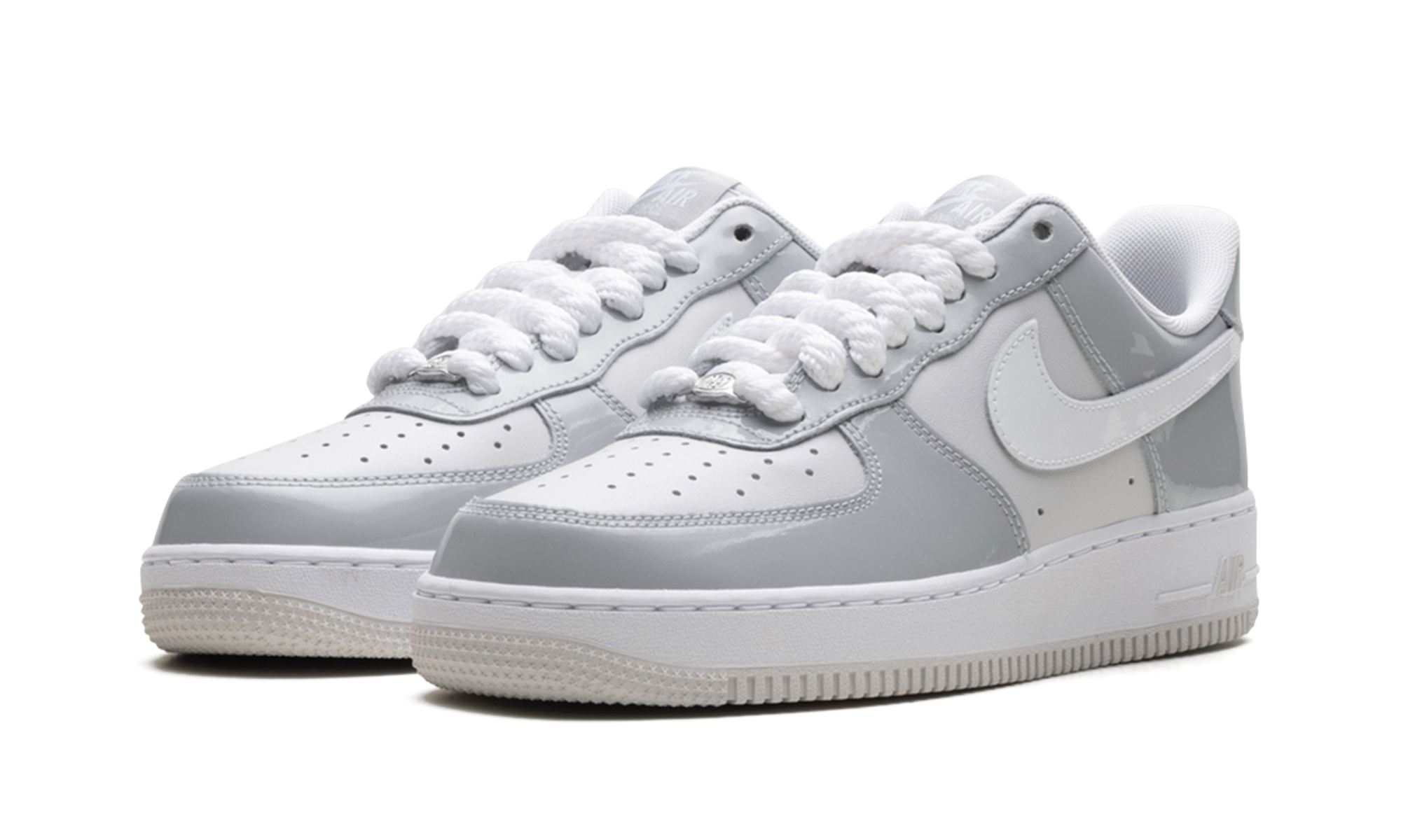 nike air force 1 low 07 lv8 wolf grey vast grey white+HV9405-001+diagnol left view