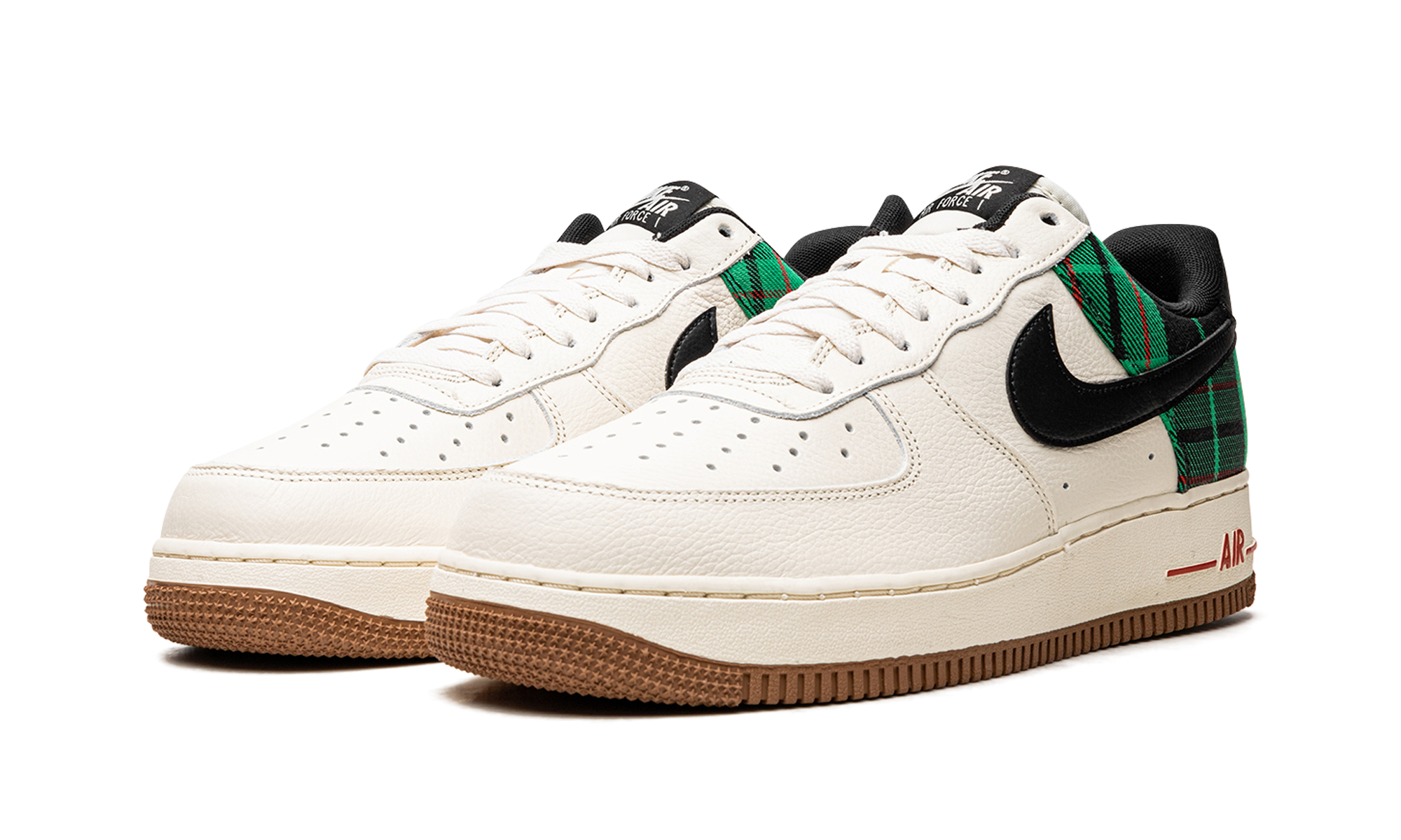 nike air force 1 low 07 lx plaid pale ivory stadium green+DV0791-100+diagnol left view