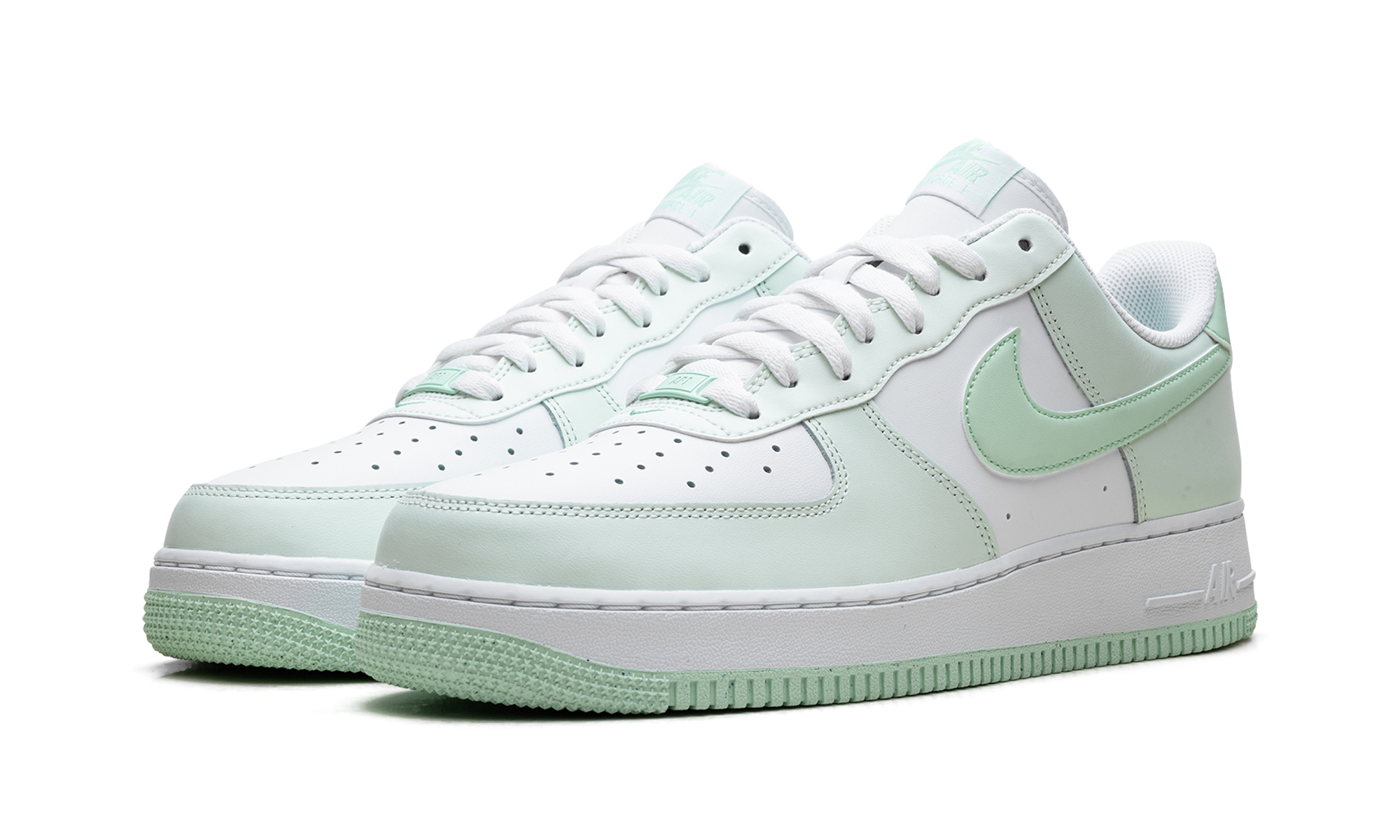nike air force 1 low 07 mint foam+FZ4123-394+diagnol left view