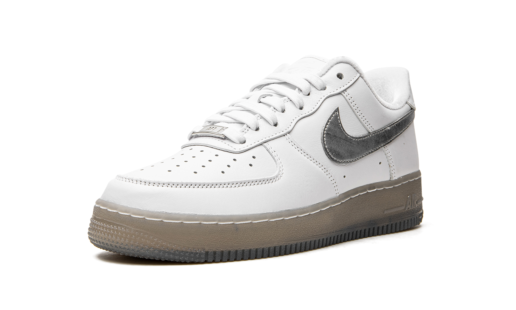 nike air force 1 low 07 prm white metallic silver+DX3945-100+left diagnol single view