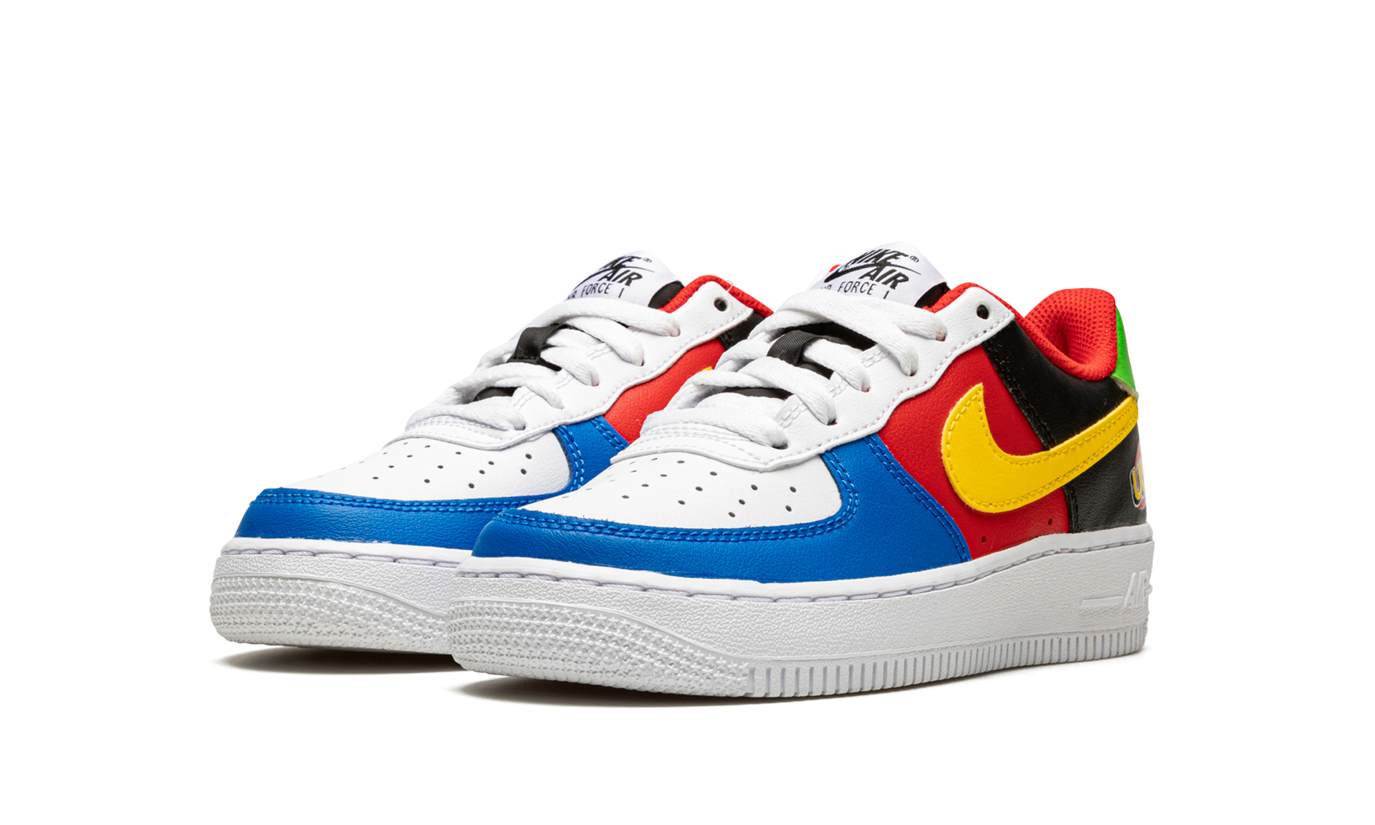 nike air force 1 low 07 qs uno gs+DO6634-100+diagnol left view
