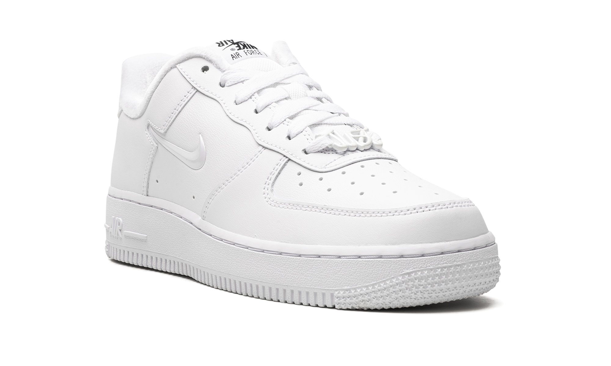 nike air force 1 low 07 se just do it triple white women s+FB8251-100+diagnol right view