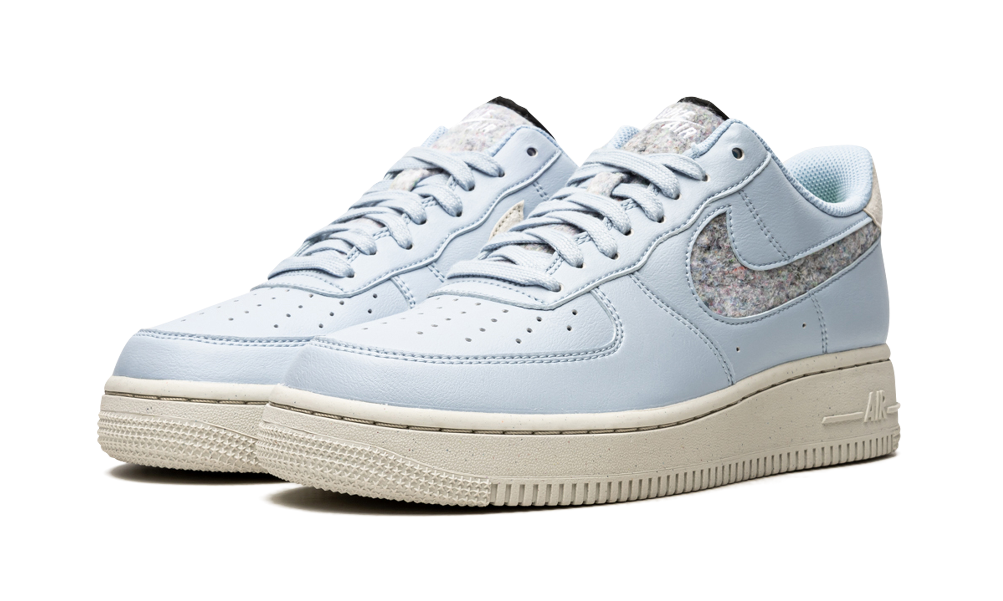 nike air force 1 low 07 se light armory blue women s+DA6682-400+diagnol left view