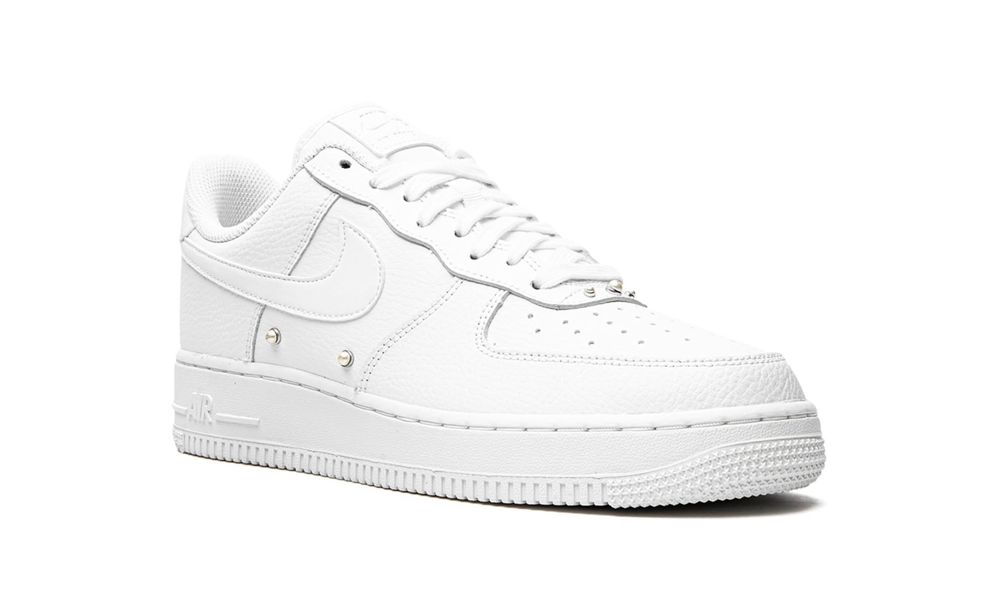 nike air force 1 low 07 se pearl white women s+DQ0231-100+diagnol right view