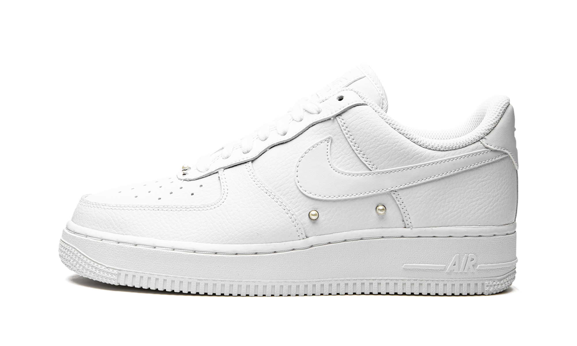 nike air force 1 low 07 se pearl white women s+DQ0231-100+diagnol right view 1