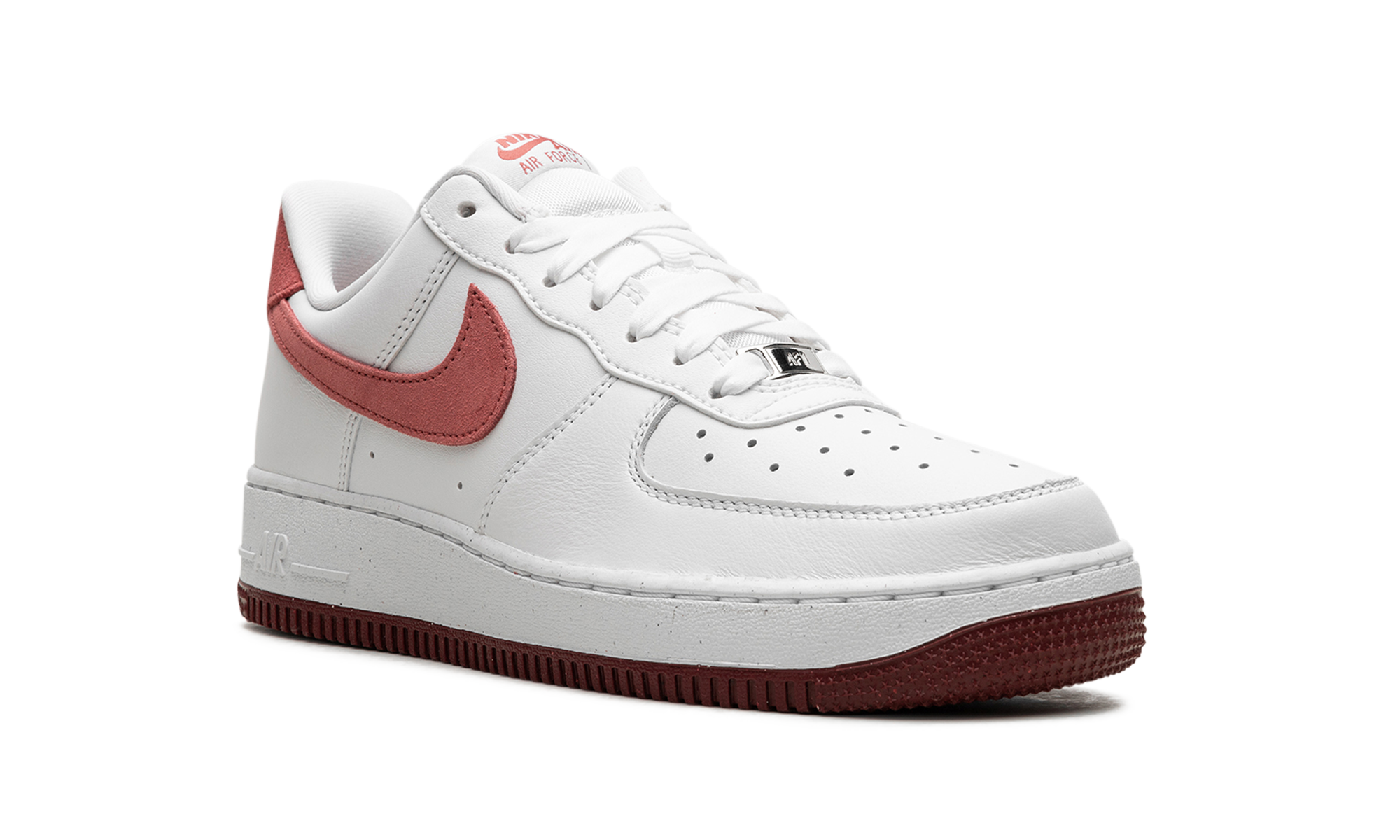 nike air force 1 low 07 xld valentine s day 2024 women s+FQ7626-100+diagnol right view