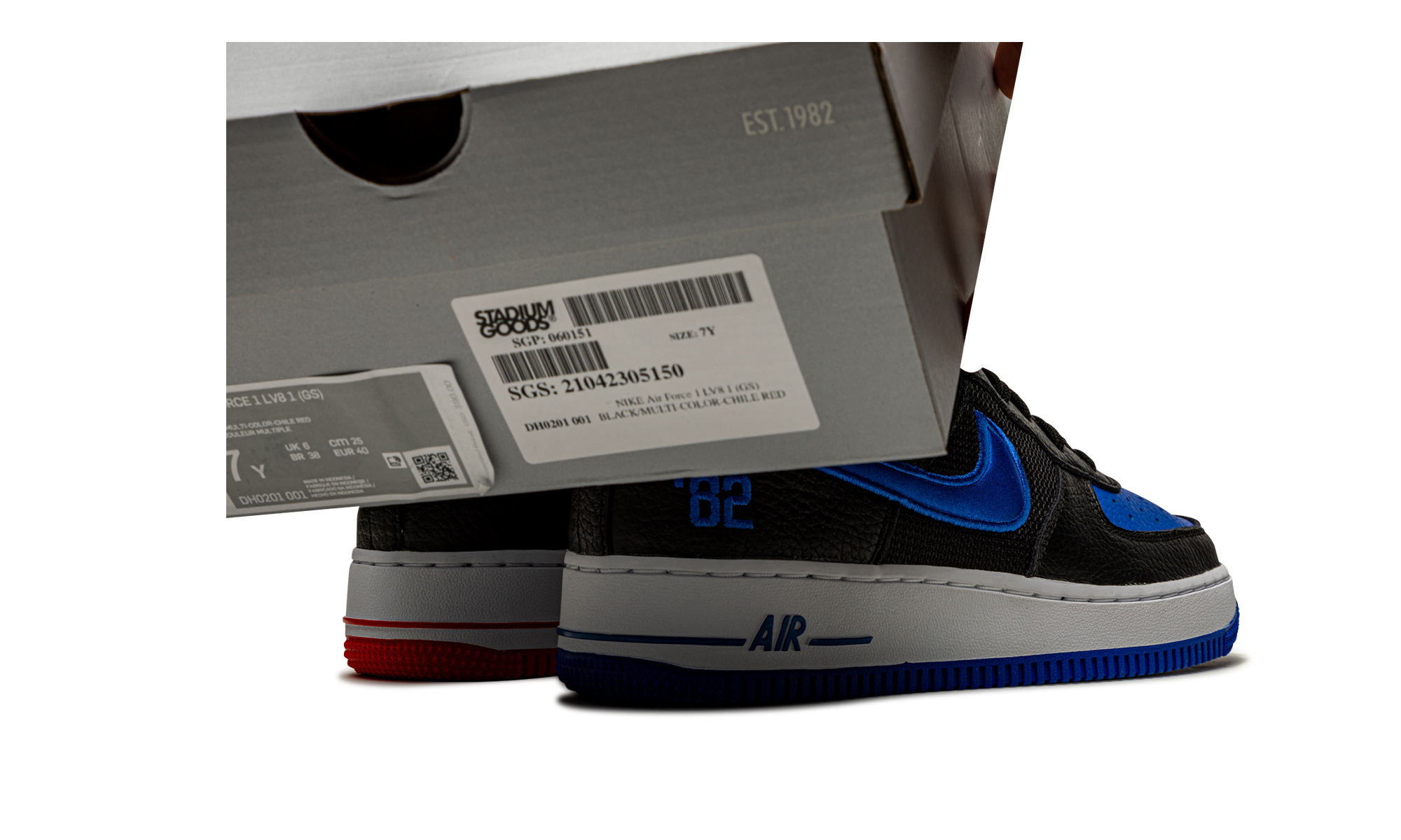 nike air force 1 low 82 gs+DH0201-001+diagnol right view 3