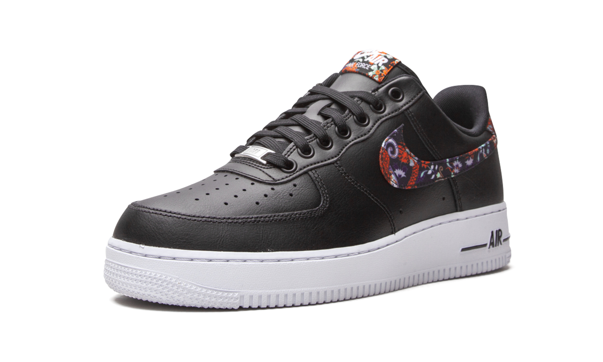 nike air force 1 low black floral+CZ7933-001+left diagnol single view