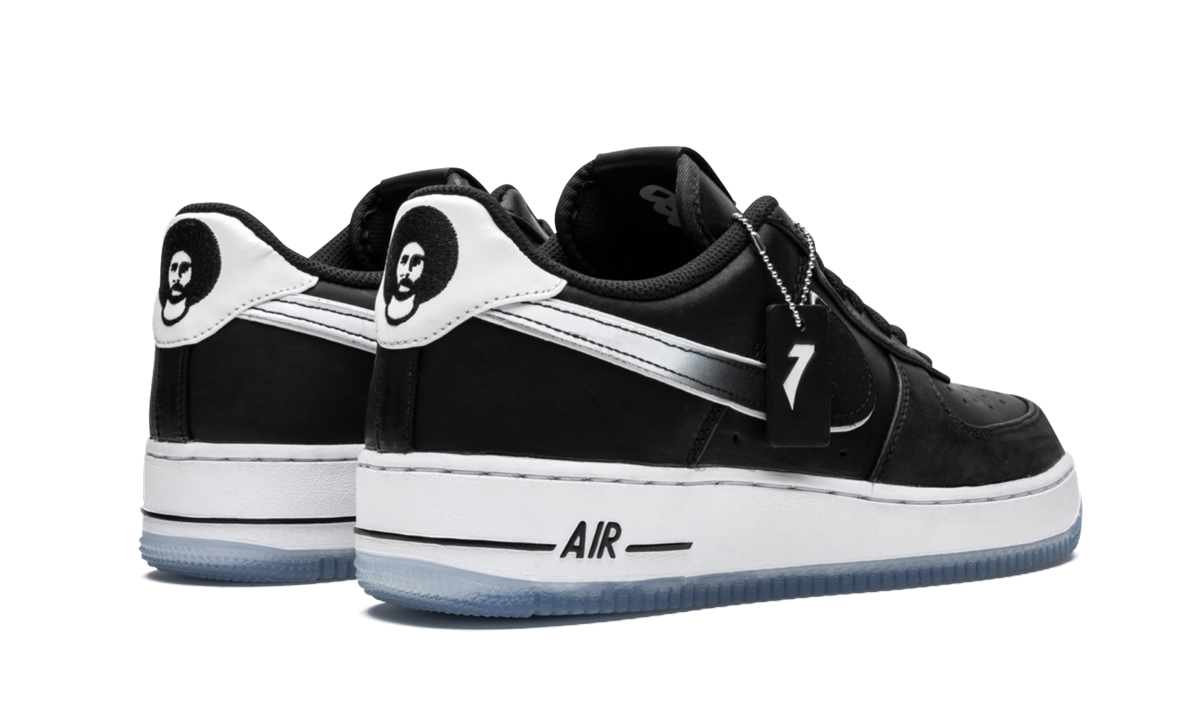 nike air force 1 low colin kaepernick+CQ0493-001+diagnol right behind view