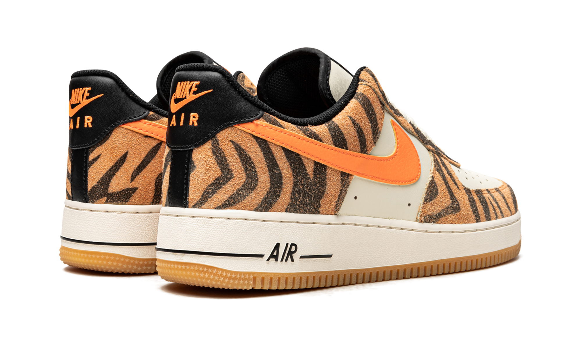 nike air force 1 low daktari+DJ6192-100+diagnol right behind view
