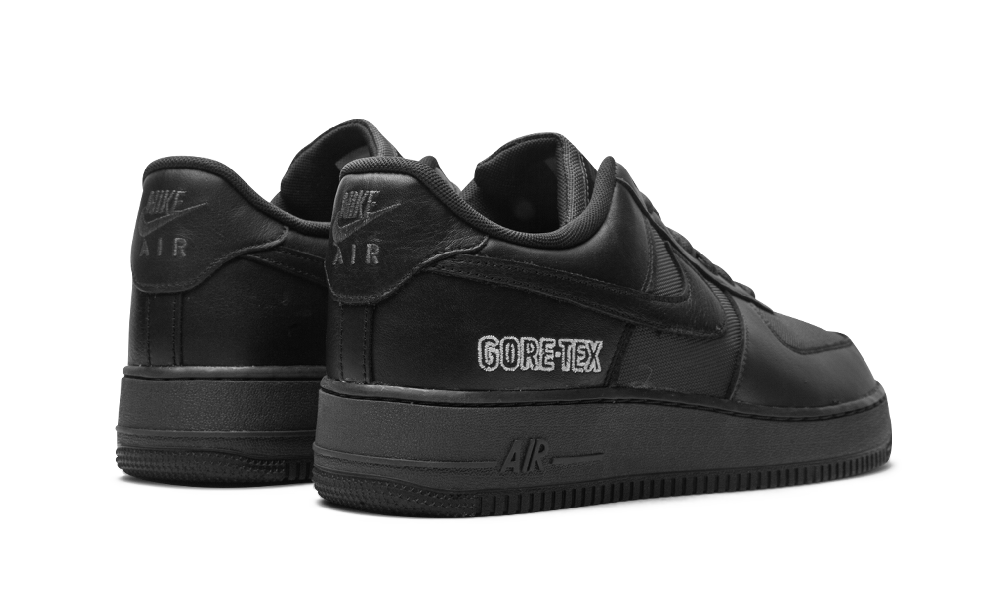 nike air force 1 low gore tex black+CT2858-001+diagnol right behind view