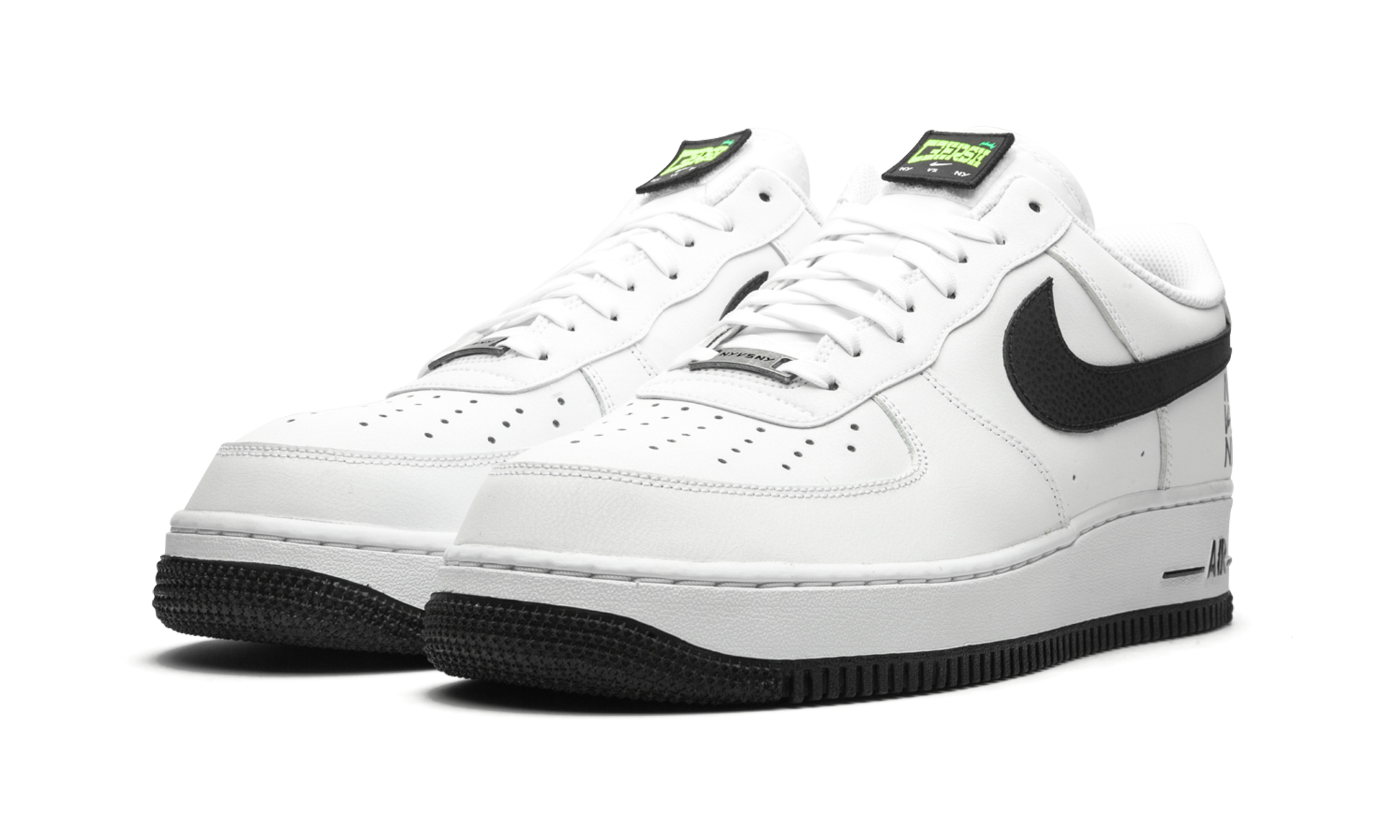 nike air force 1 low ny vs ny white black 2020+CW7297-100+diagnol left view
