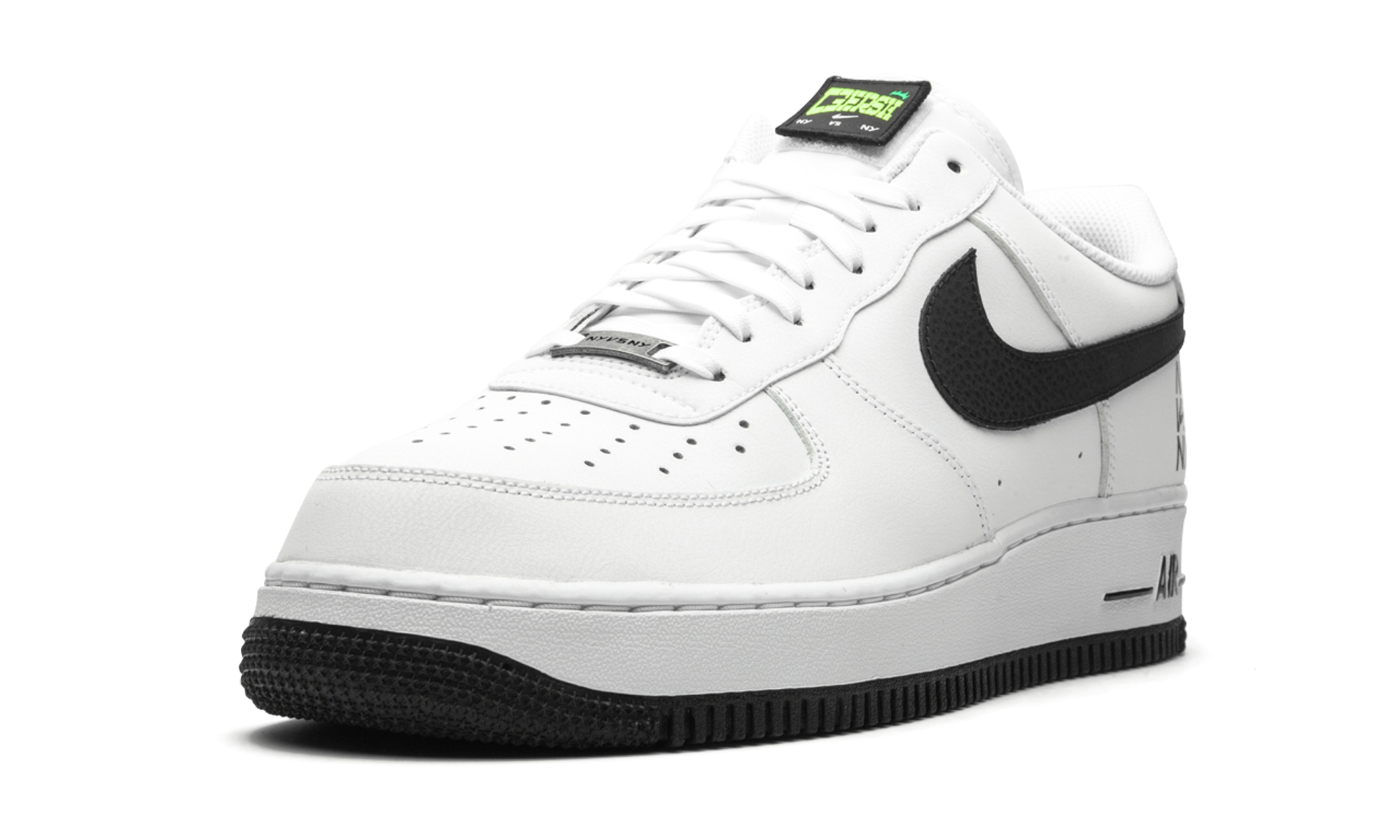 nike air force 1 low ny vs ny white black 2020+CW7297-100+left diagnol single view