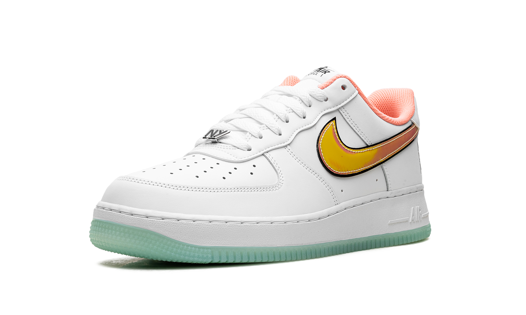 nike air force 1 low ny vs ny white crimson pulse+IH4962-100+left diagnol single view