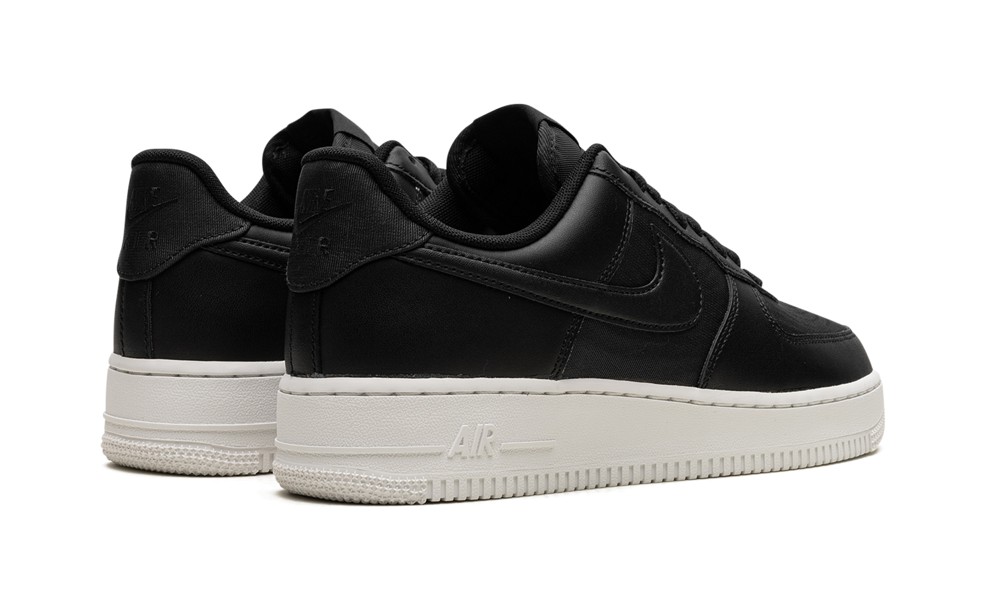 nike air force 1 low nylon black white+FB2048-001+diagnol right behind view